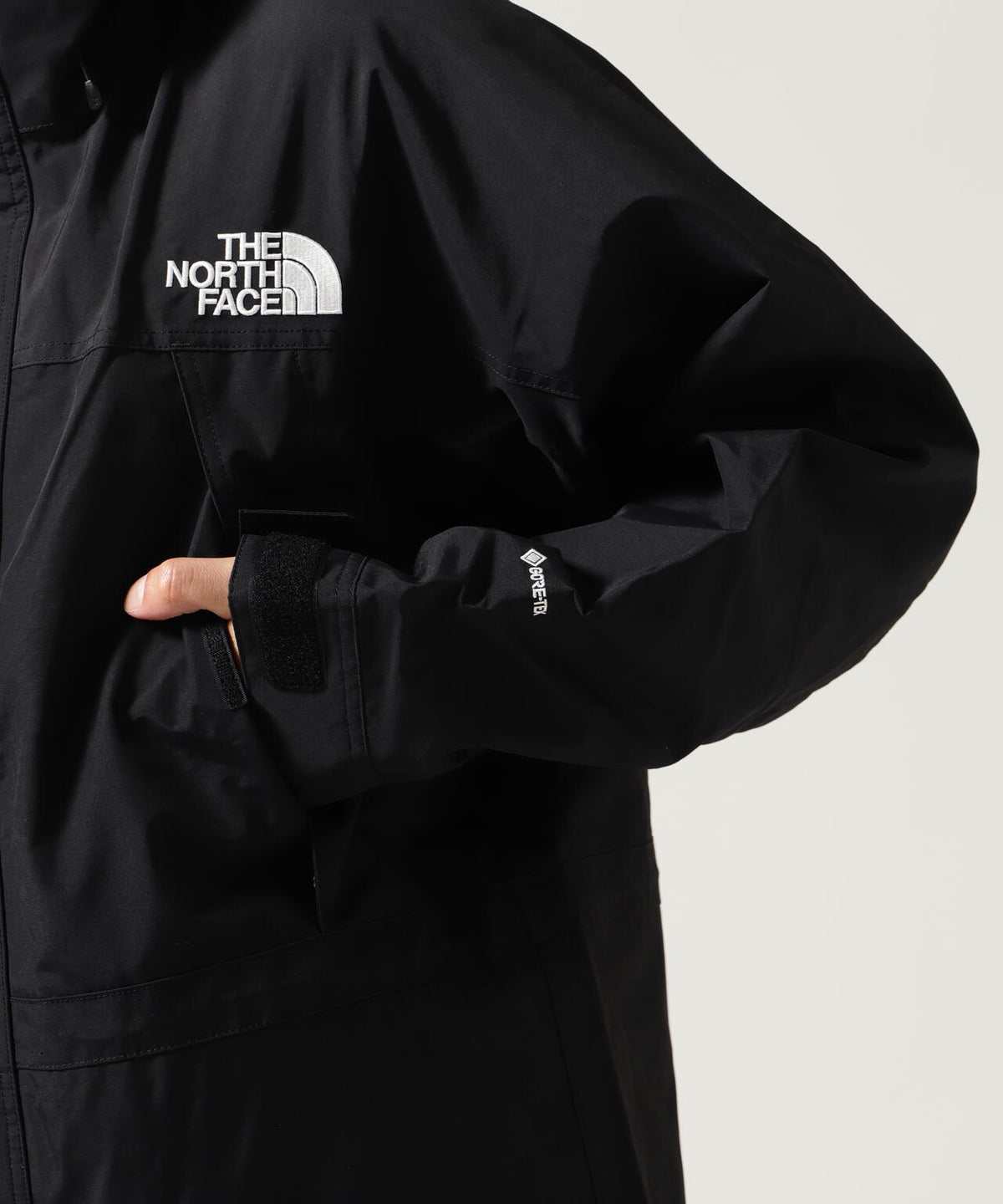 THE NORTH FACE / Mountain Light Jacket NP62450