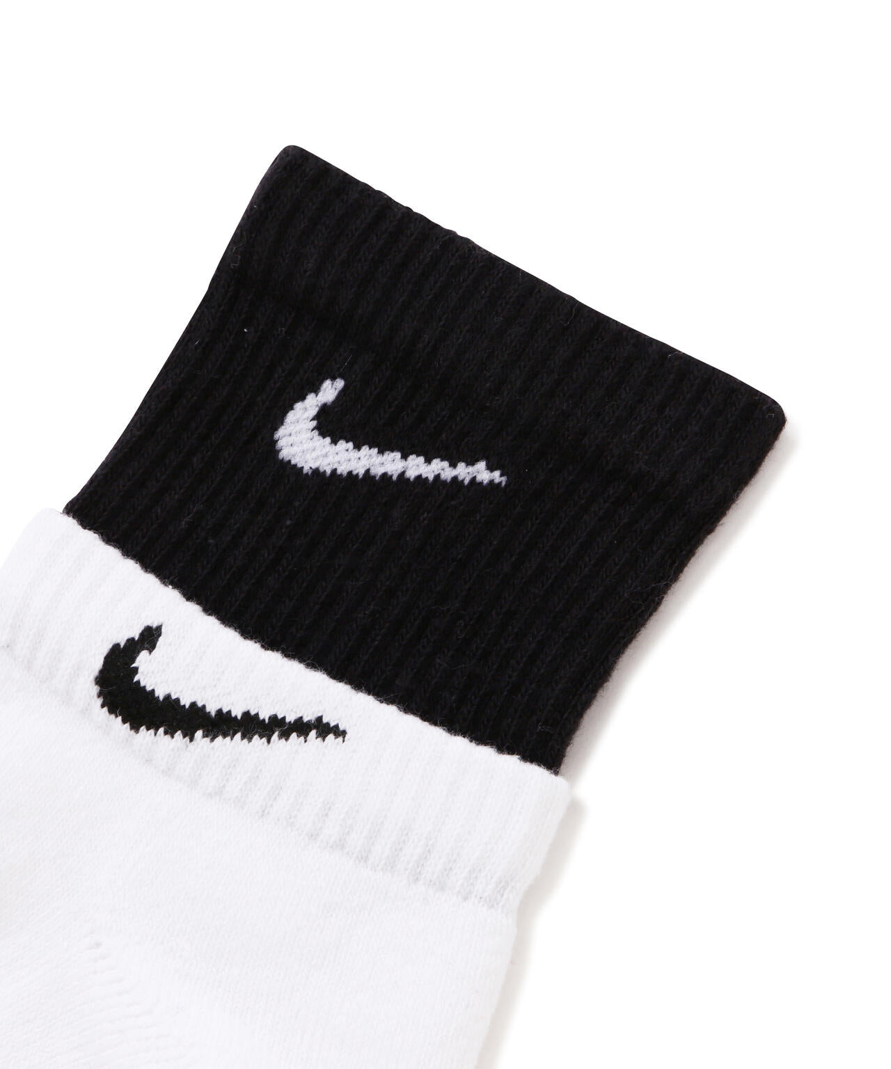 NIKE(ナイキ)エブリデイ プラス クッションド トレーニング アンクル ソックス