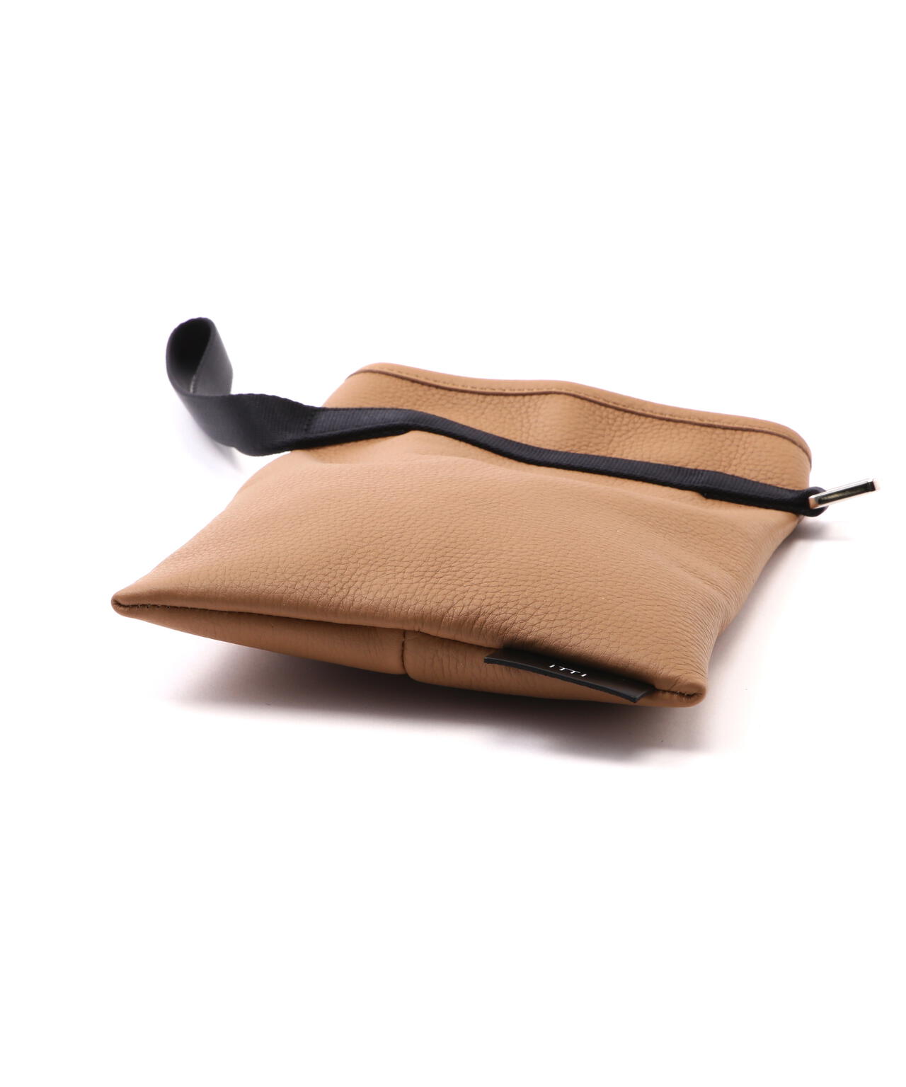 e6cbb010-b2e8-534e-81e4-86b82a216fee_Image