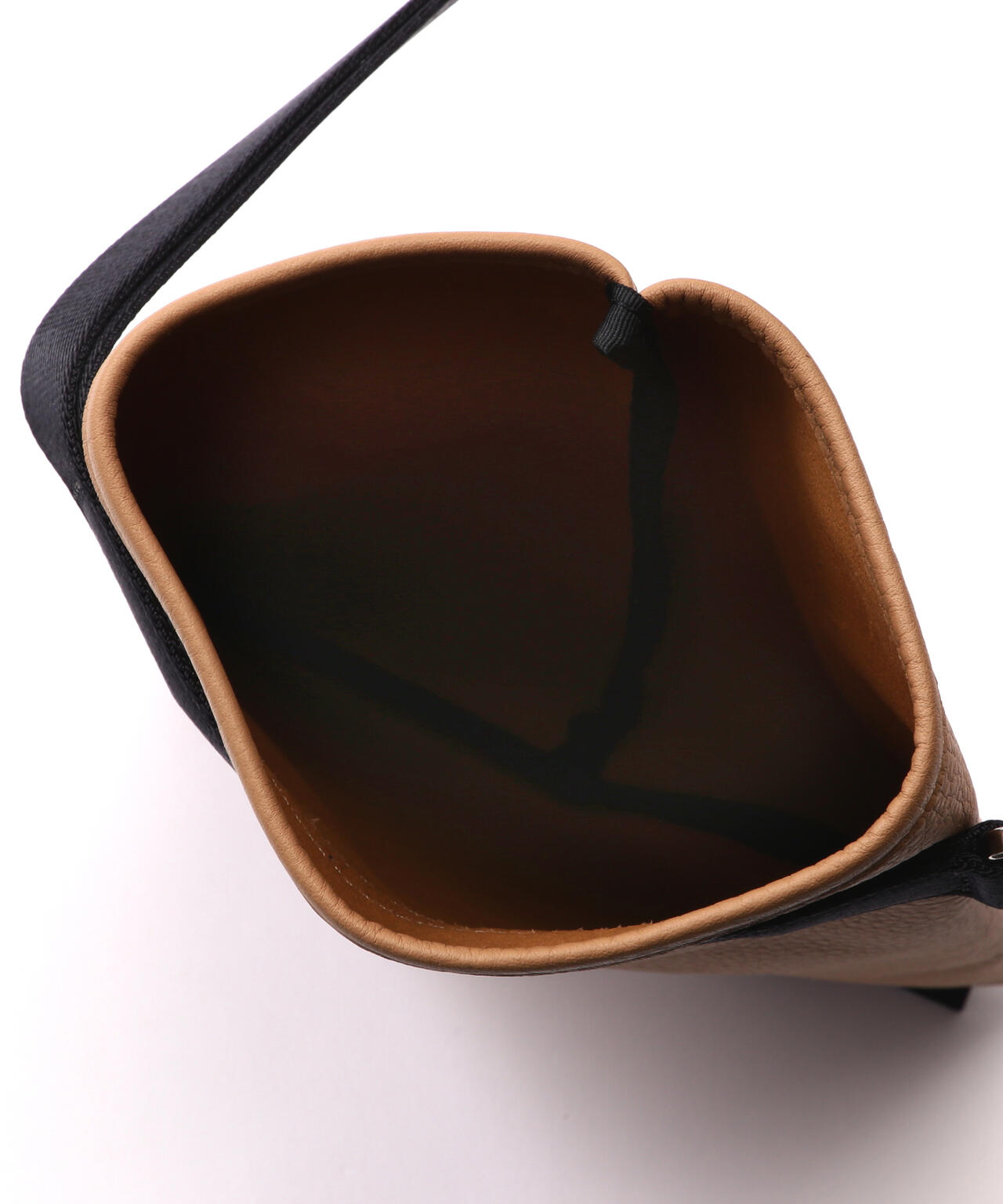 d8f88560-f8d6-5b78-a4e2-b56e29d1db67_Image