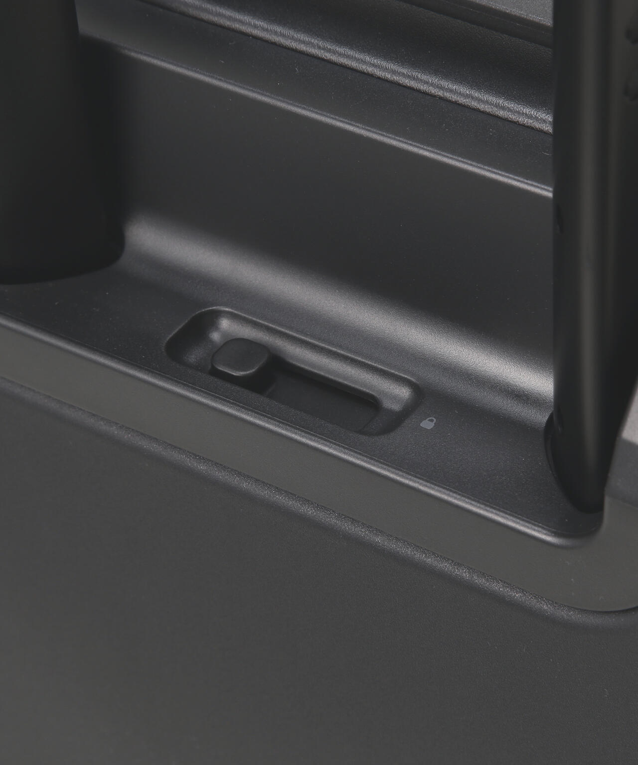 74ef9ecd-4c09-5f07-81b6-93147b3679d4_Image