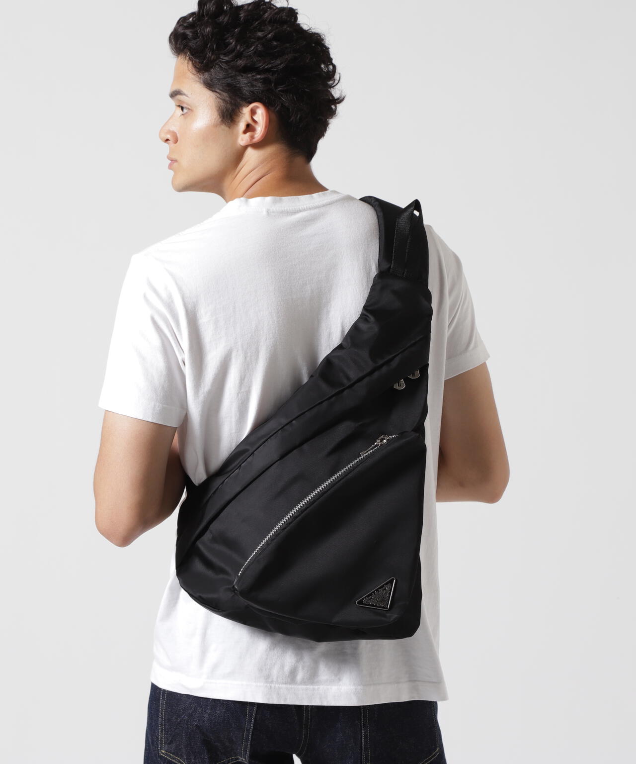 Children of the discordance x iTTi / SLING BAG