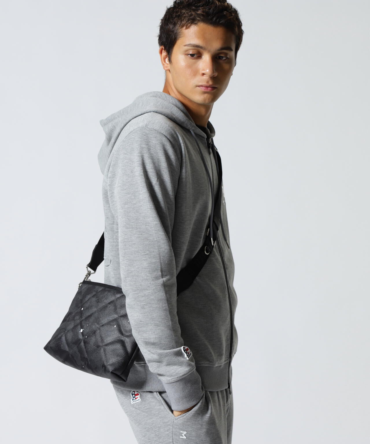 GENTIL BANDIT(ジャンティバンティ)キルティングクロスボディ