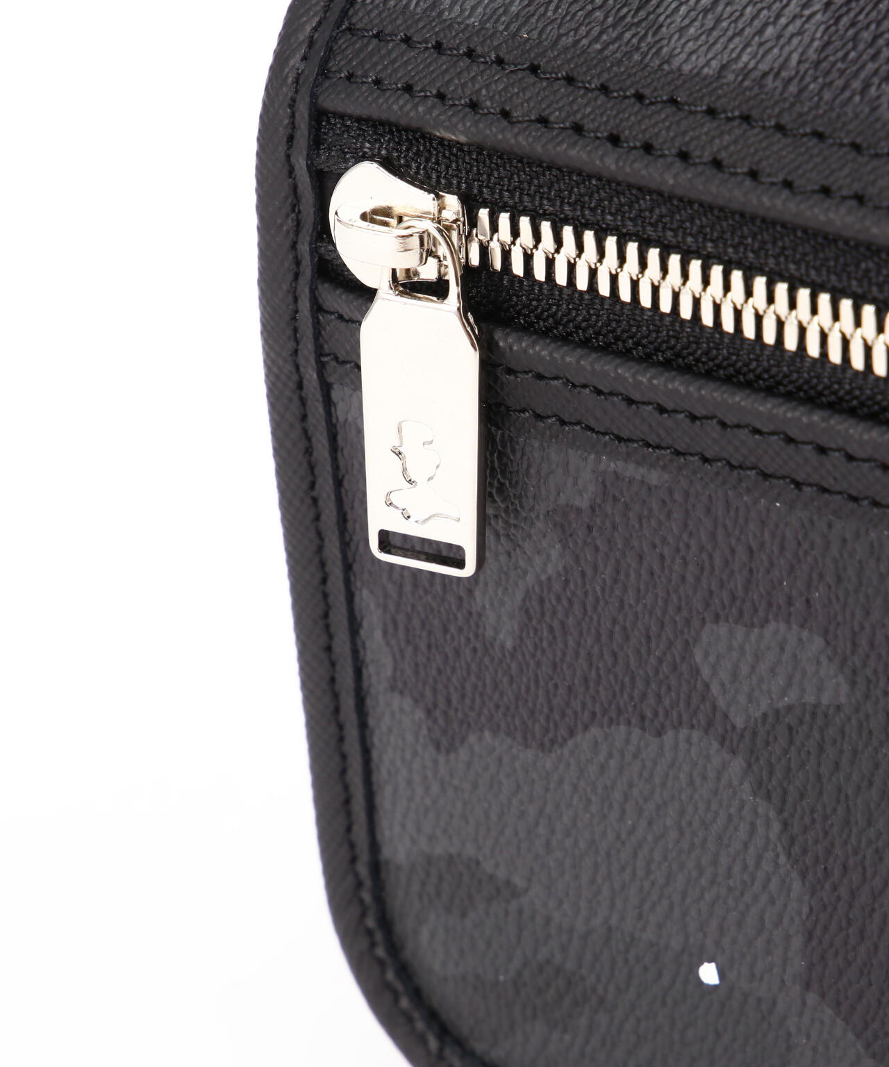 GENTIL BANDIT(ジャンティバンティ)スモールクロスボディ