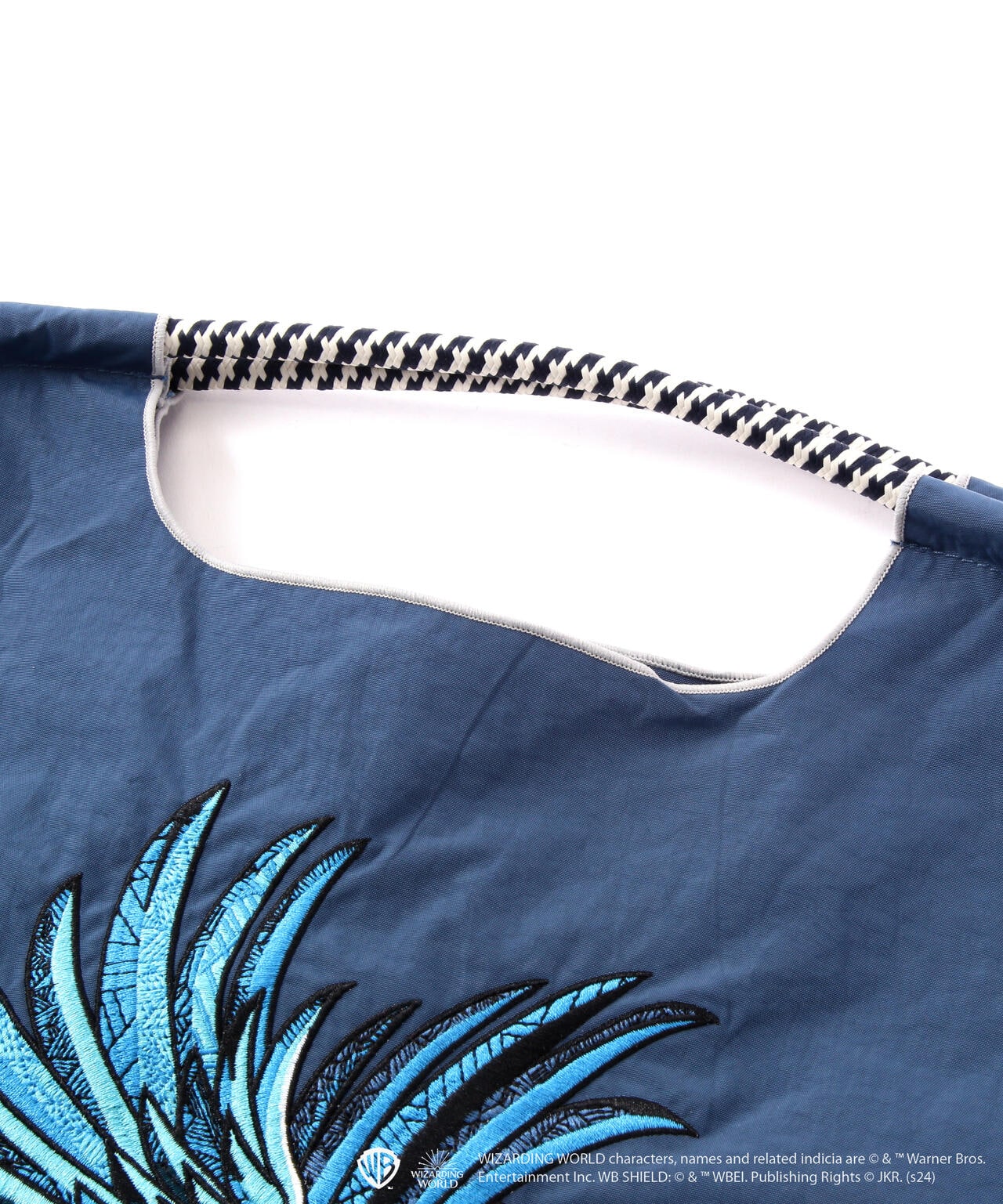 64d97f40-e4e2-5ec8-9390-491bf82ed8ad_Image