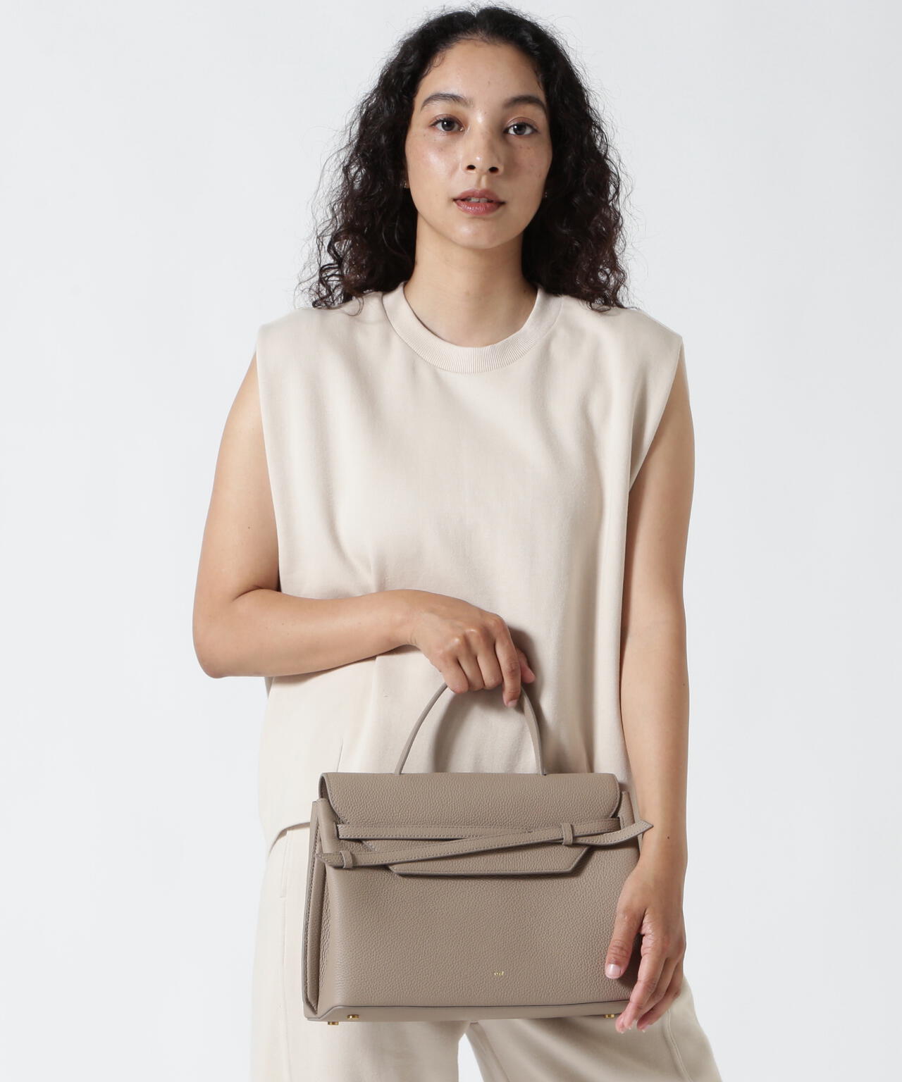 TOV(トーヴ) MIMI GRAND