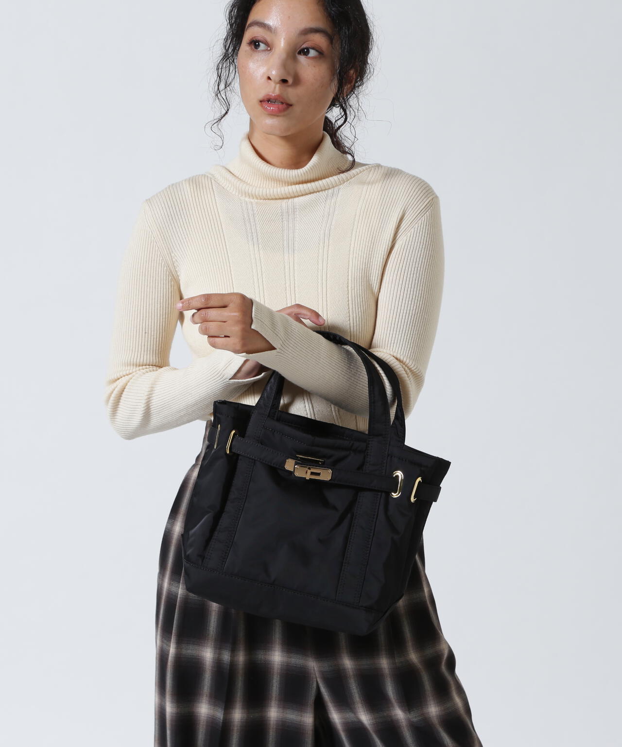SITA PARANTICA(シータ パランティカ)BONDED POLYESTER TWILLTOTE