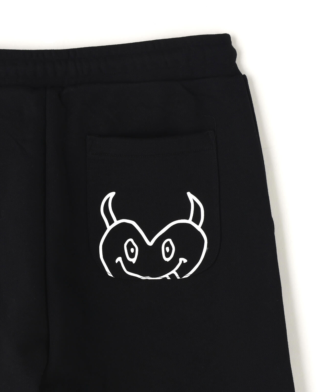 maxsix(マックスシックス)ONI HEART SWEAT PANTS