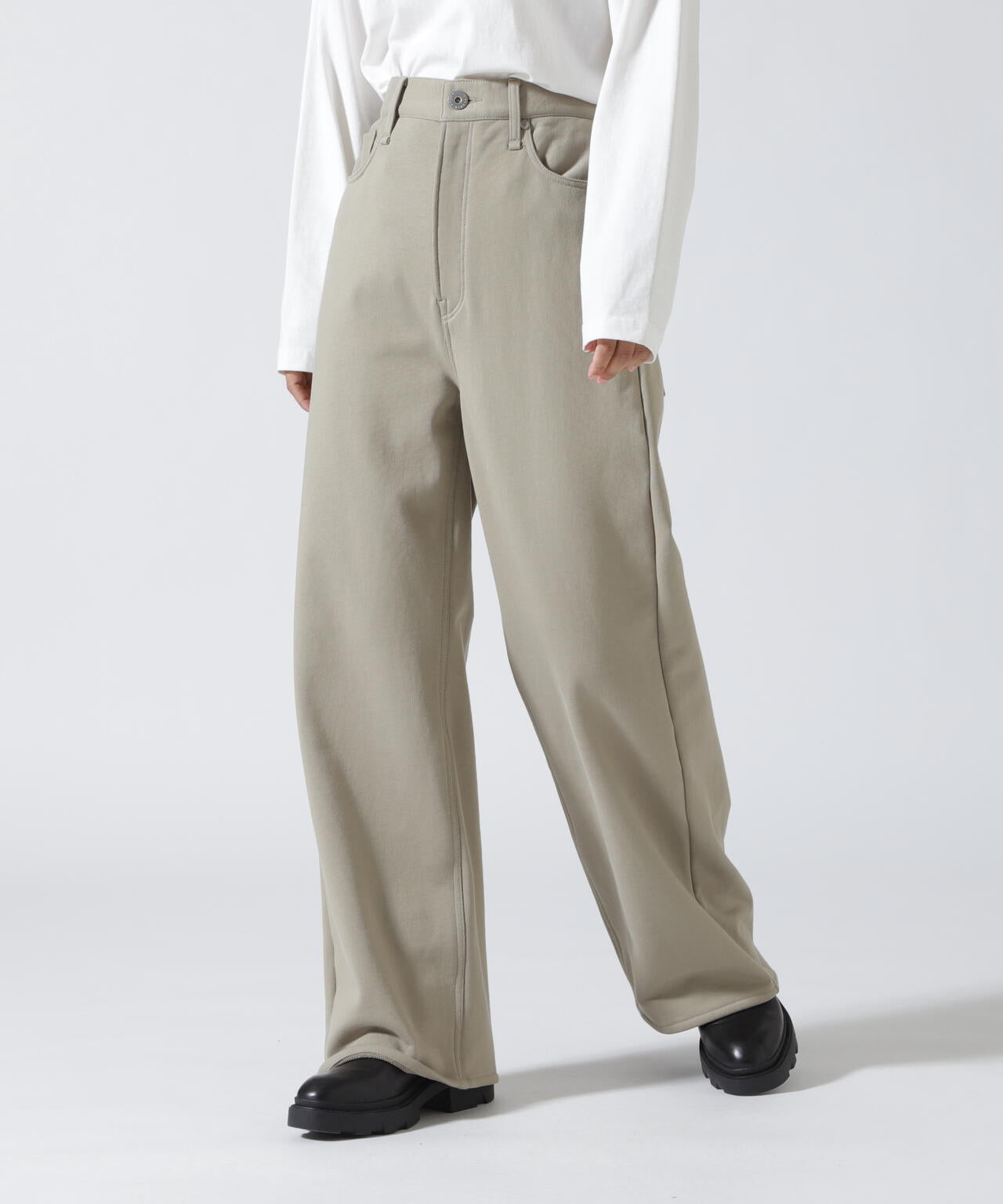 Height:166cm Chest: 81cm Waist: 63cm 着用サイズ:23