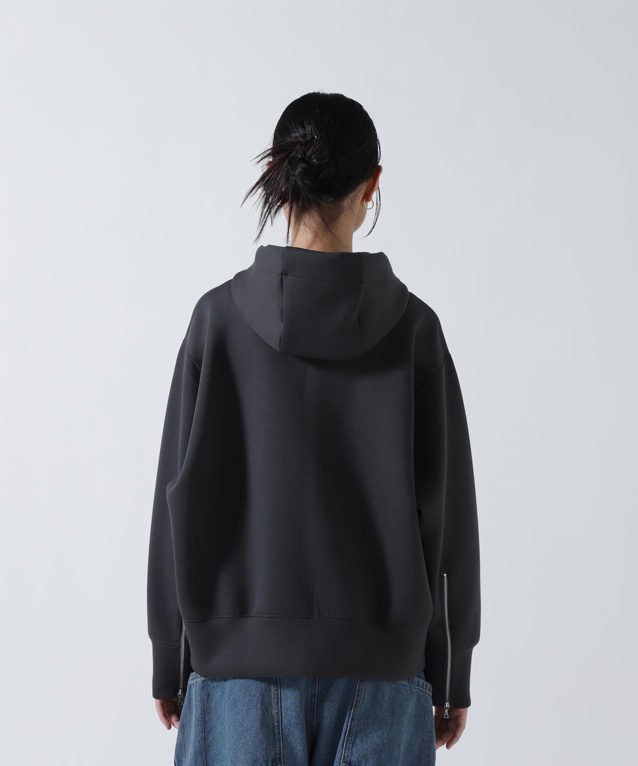 upper hights(アッパーハイツ)THE FLAG HOODIE