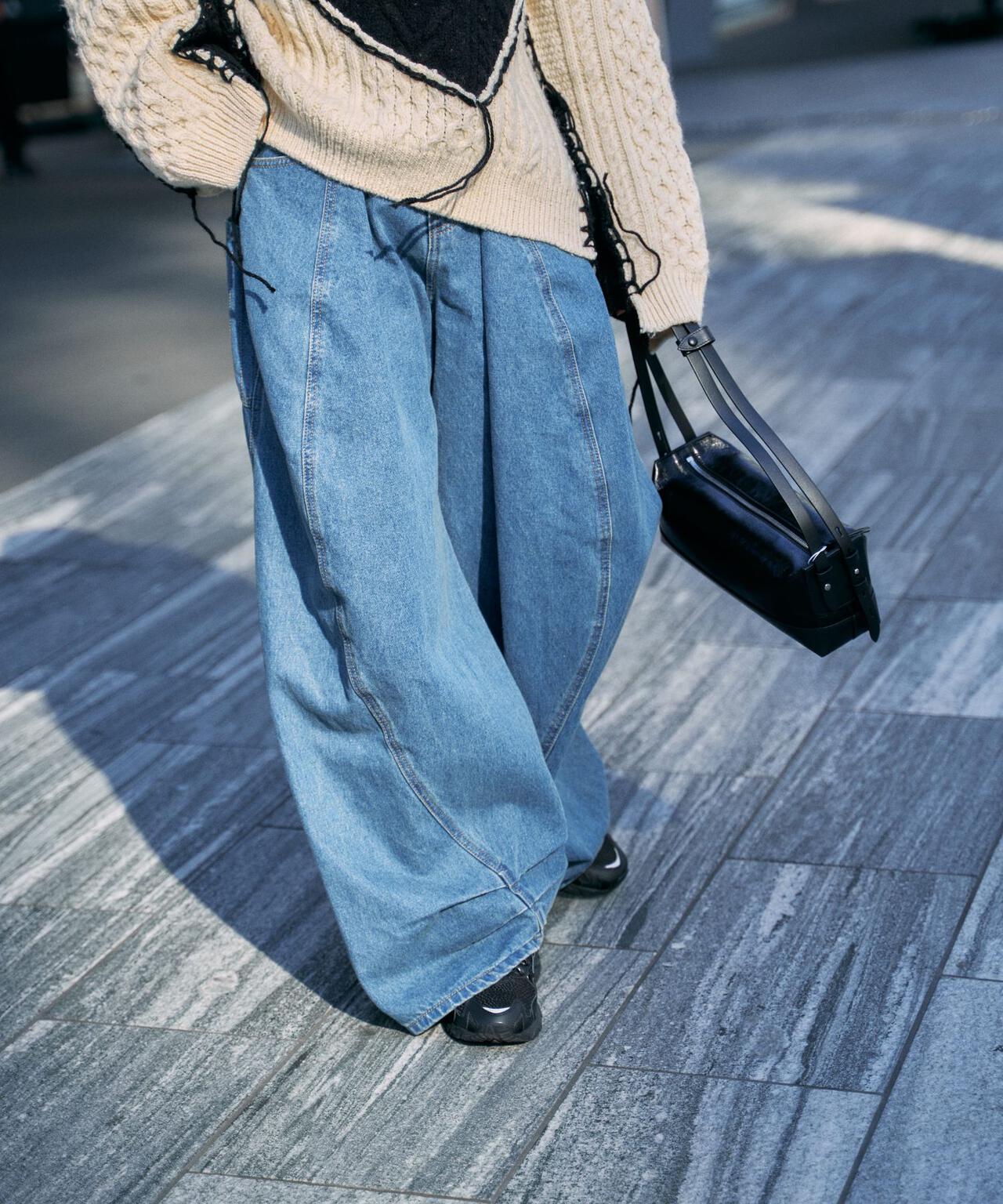 Knuth Marf(クヌースマーフ)tuck design denim pants