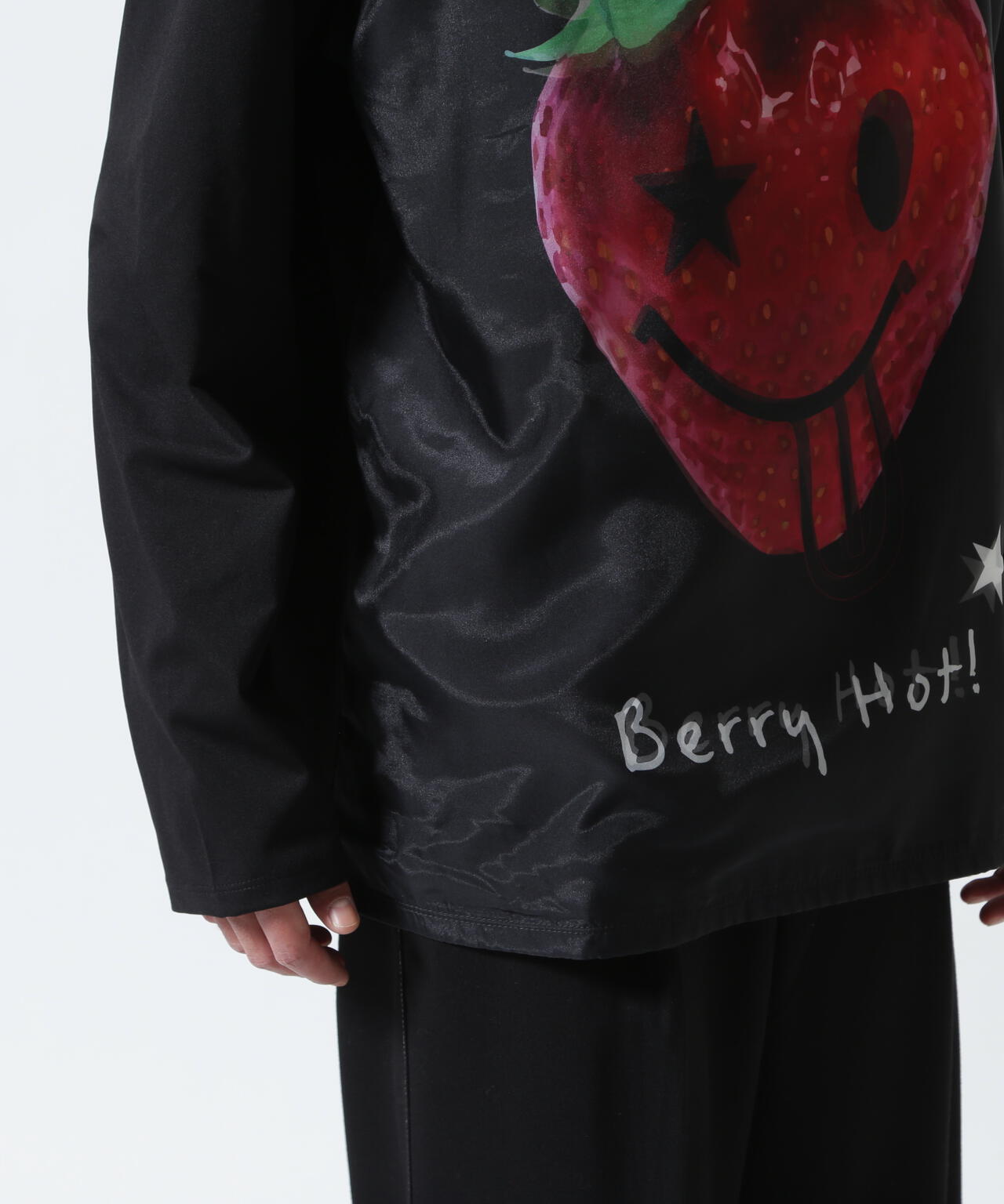 maxsix(マックスシックス)BERRY HAPPY 3D L/S TEE