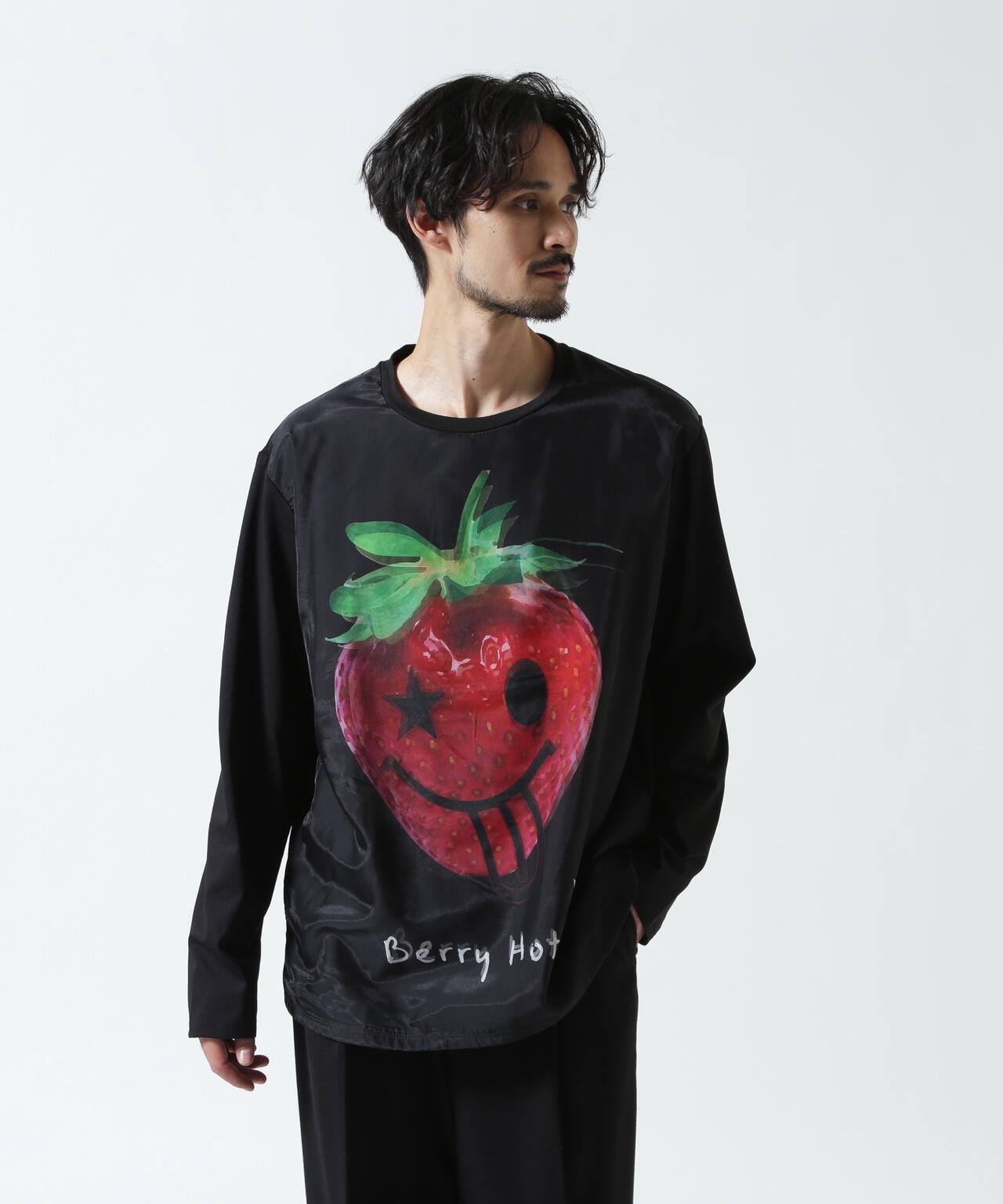 maxsix(マックスシックス)BERRY HAPPY 3D L/S TEE
