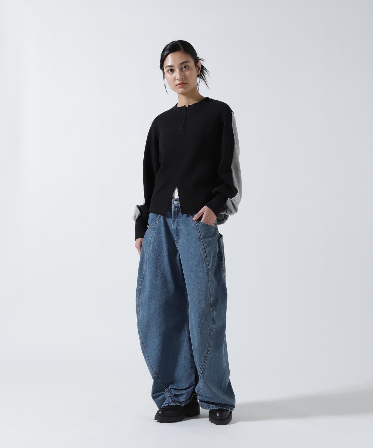 AULA AILA(アウラ アイラ)別注2WAYキーネックプルオーバー