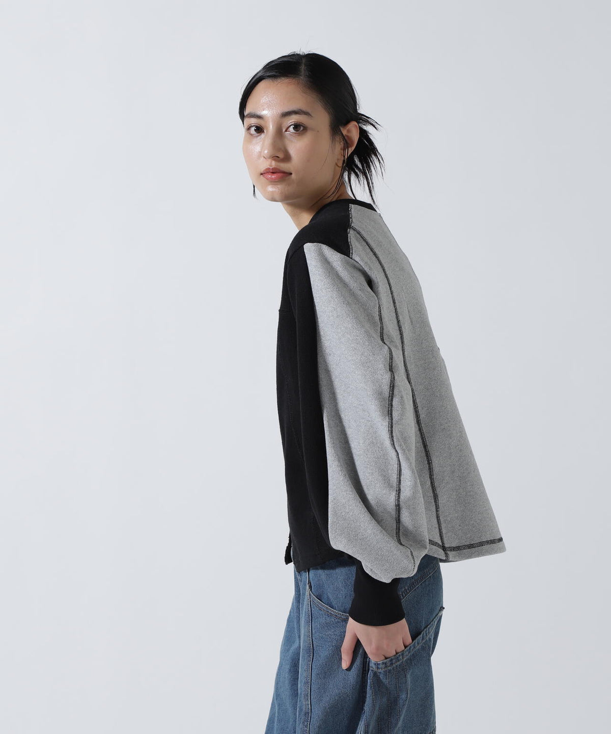 AULA AILA(アウラ アイラ)別注2WAYキーネックプルオーバー