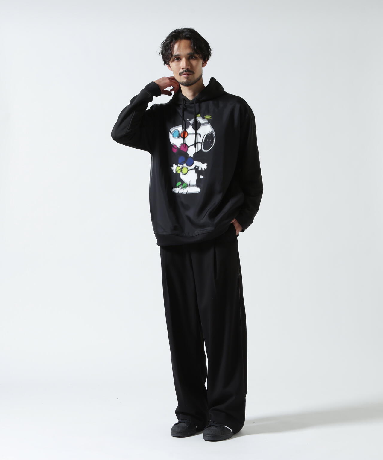 maxsix(マックスシックス)SUNGLASS SNOOPY PARKA 3D パーカー