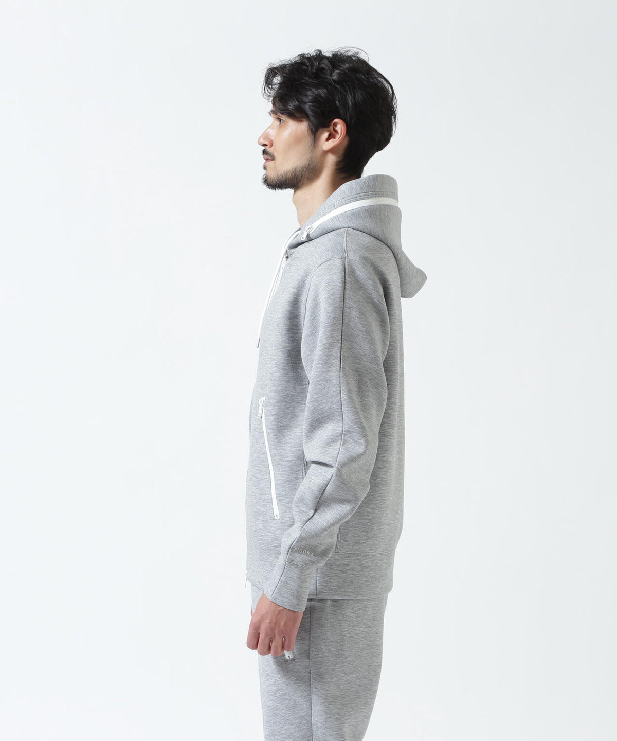 PIUORO(ピウオロ)CARDBOARD ZIP HOODIE