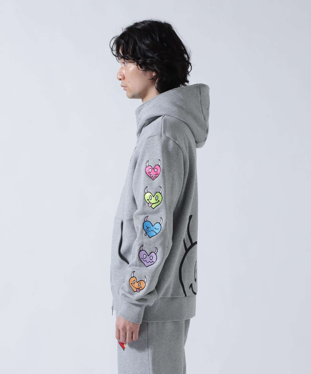 maxsix(マックスシックス)ONI HEART ZIP PARKA