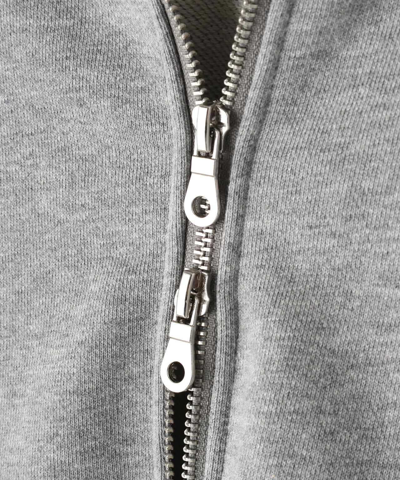maxsix(マックスシックス)ONI HEART ZIP PARKA