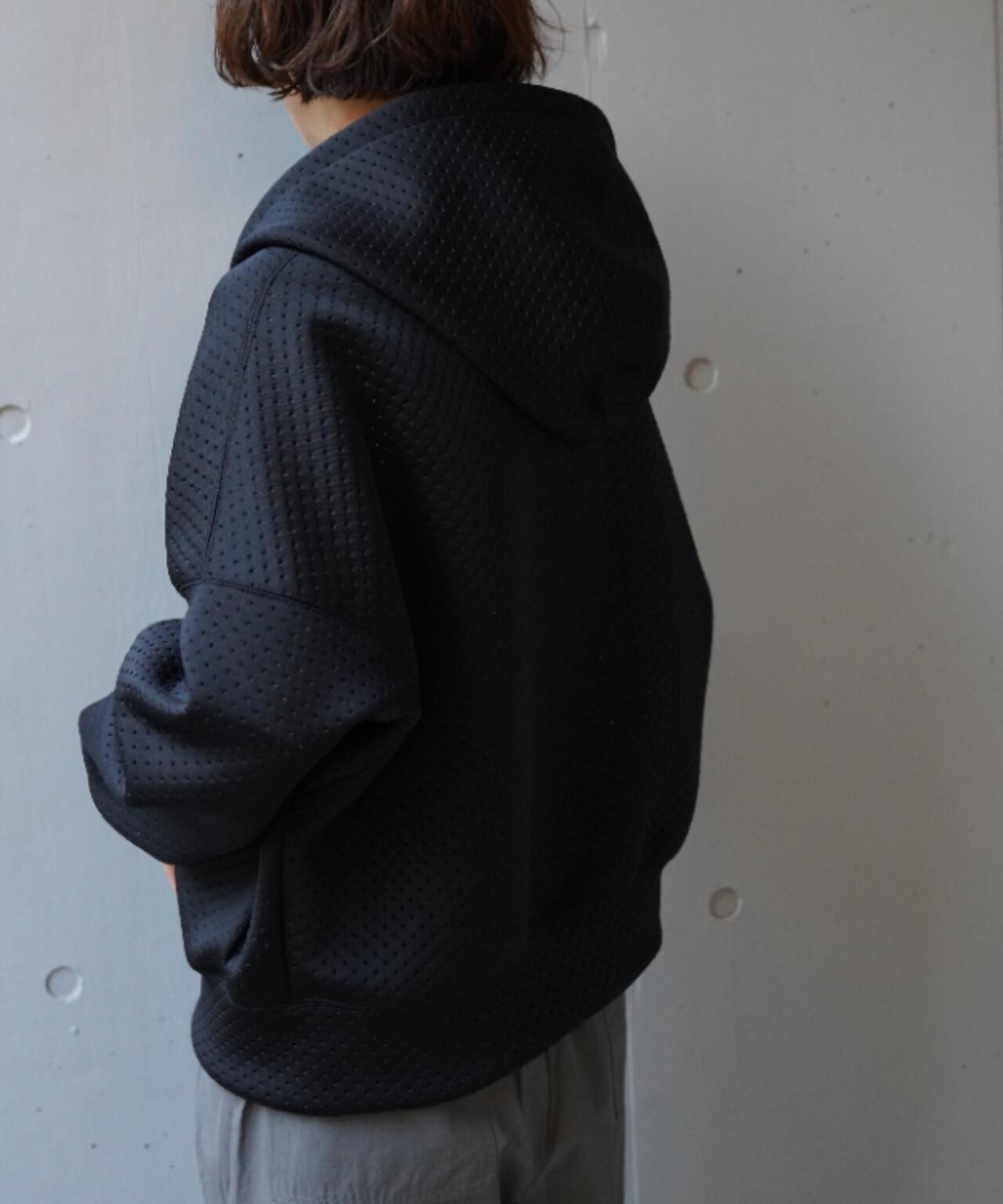 Robes & Confections(ローブス&コンフェクションズ)別注パンチングパーカー