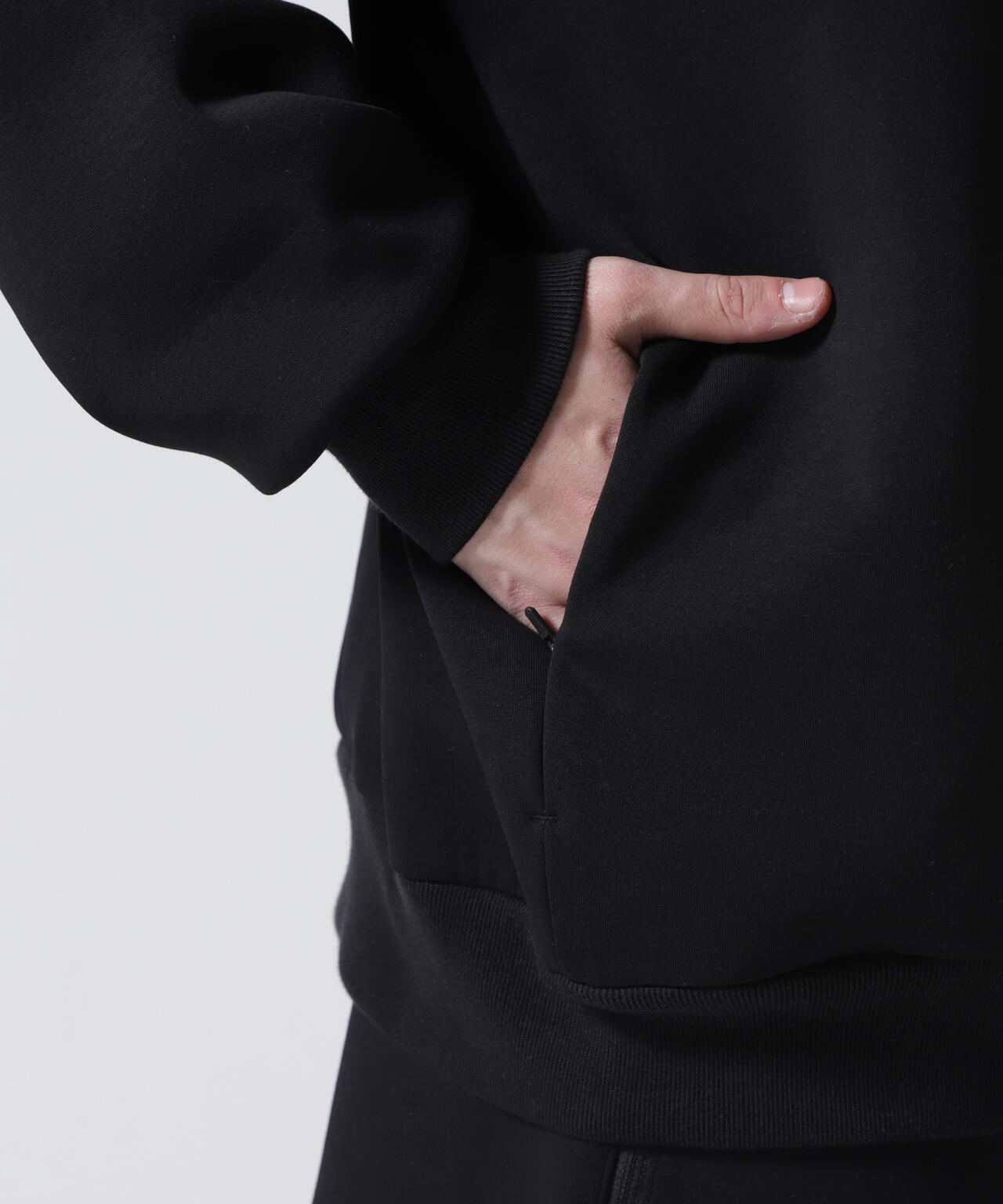 WIND AND SEA(ウィンダンシー)Loose fit crewneck sweat shirt