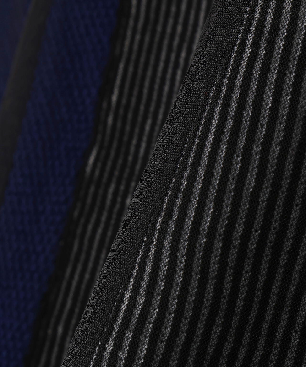 AULA AILA(アウラ アイラ)別注チュールレイヤードカーディガン