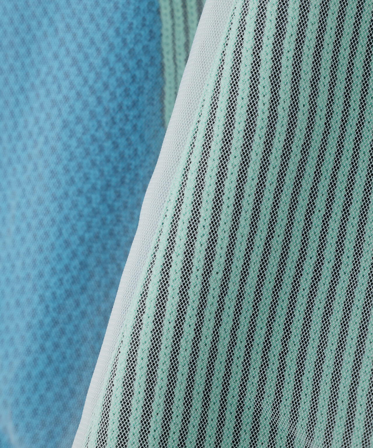 AULA AILA(アウラ アイラ)別注チュールレイヤードカーディガン