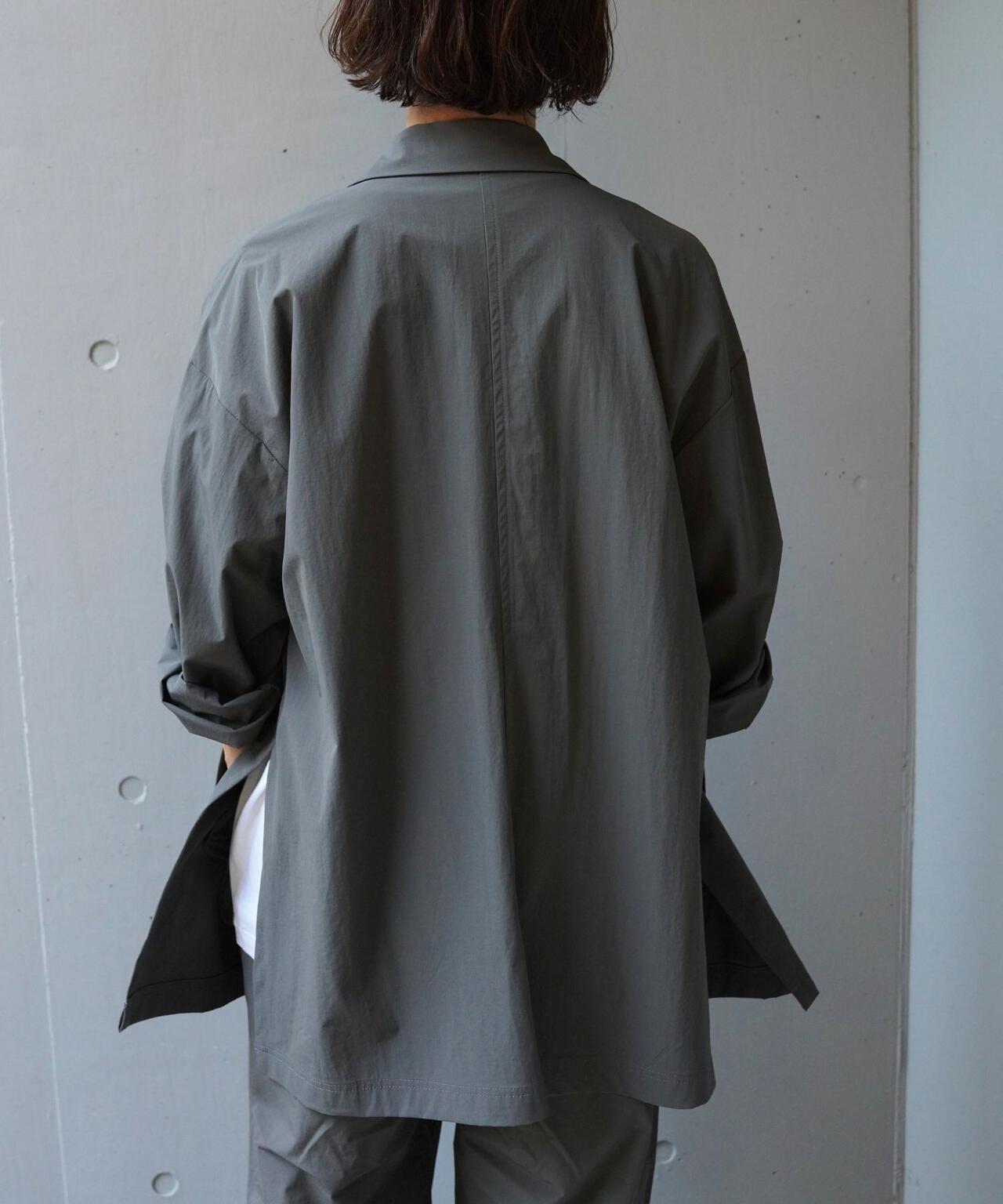 DROIT BELLO(ドロイトベロ)ナイロンストレッチジャケット