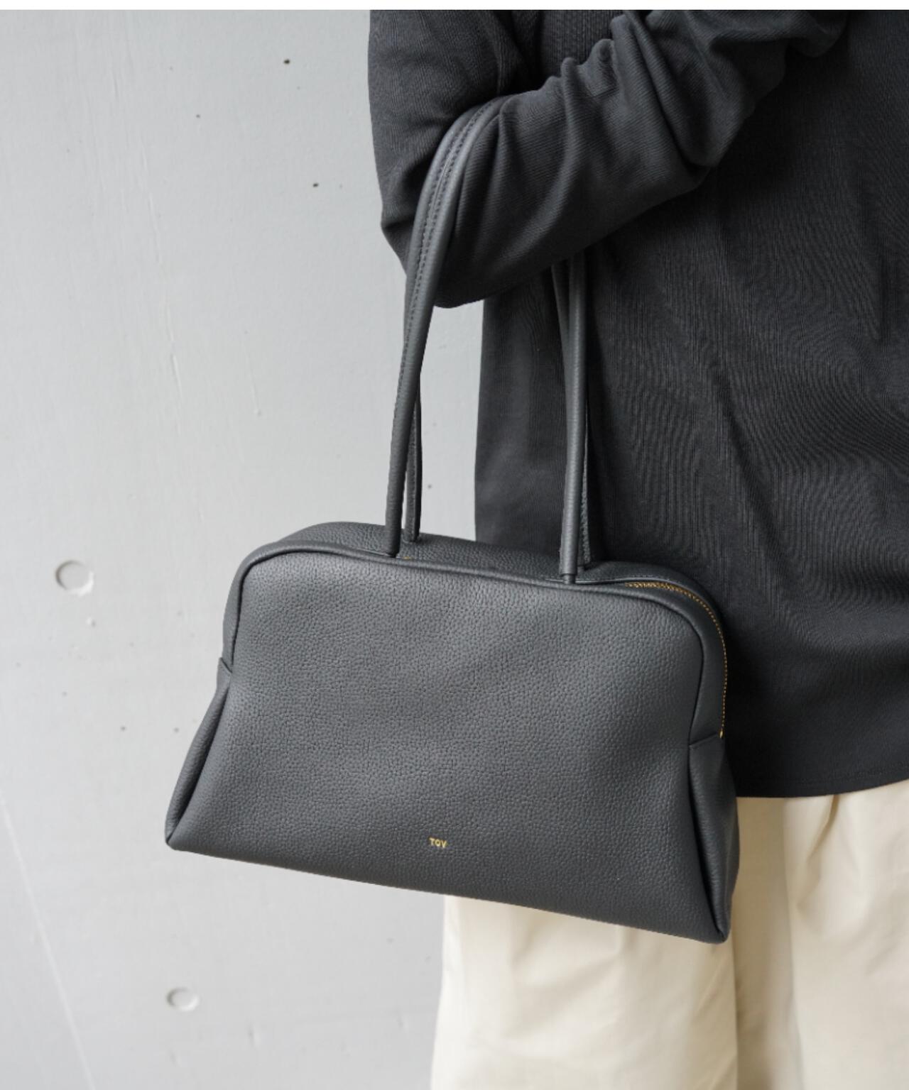 新品　未使用　ＴＯＶＡ　トヴァ　ビバリーヒルズ　100ｍ TOV(トーヴ) PETAL OBLONG BAG M | B'2nd（ビーセカンド） ｜【公式