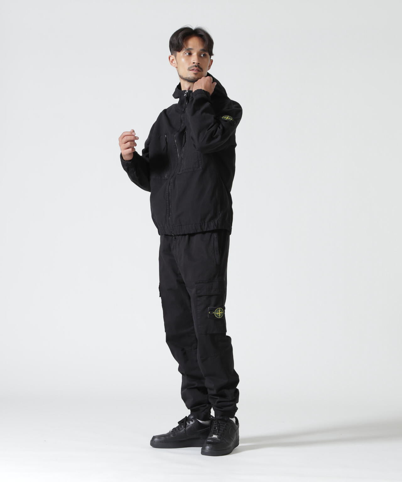 STONE ISLAND(ストーンアイランド) SATIN W POCKET JOGGER PANTS