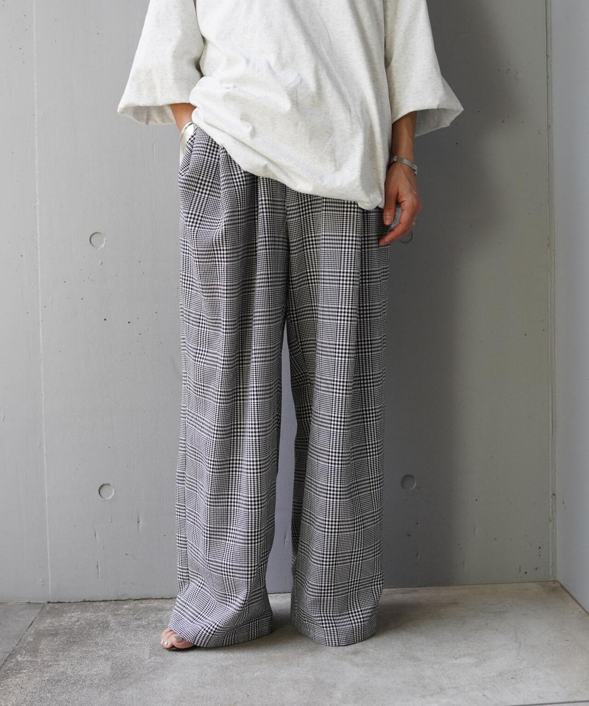 YENN(イエン)PLAID TUCK EASY PT