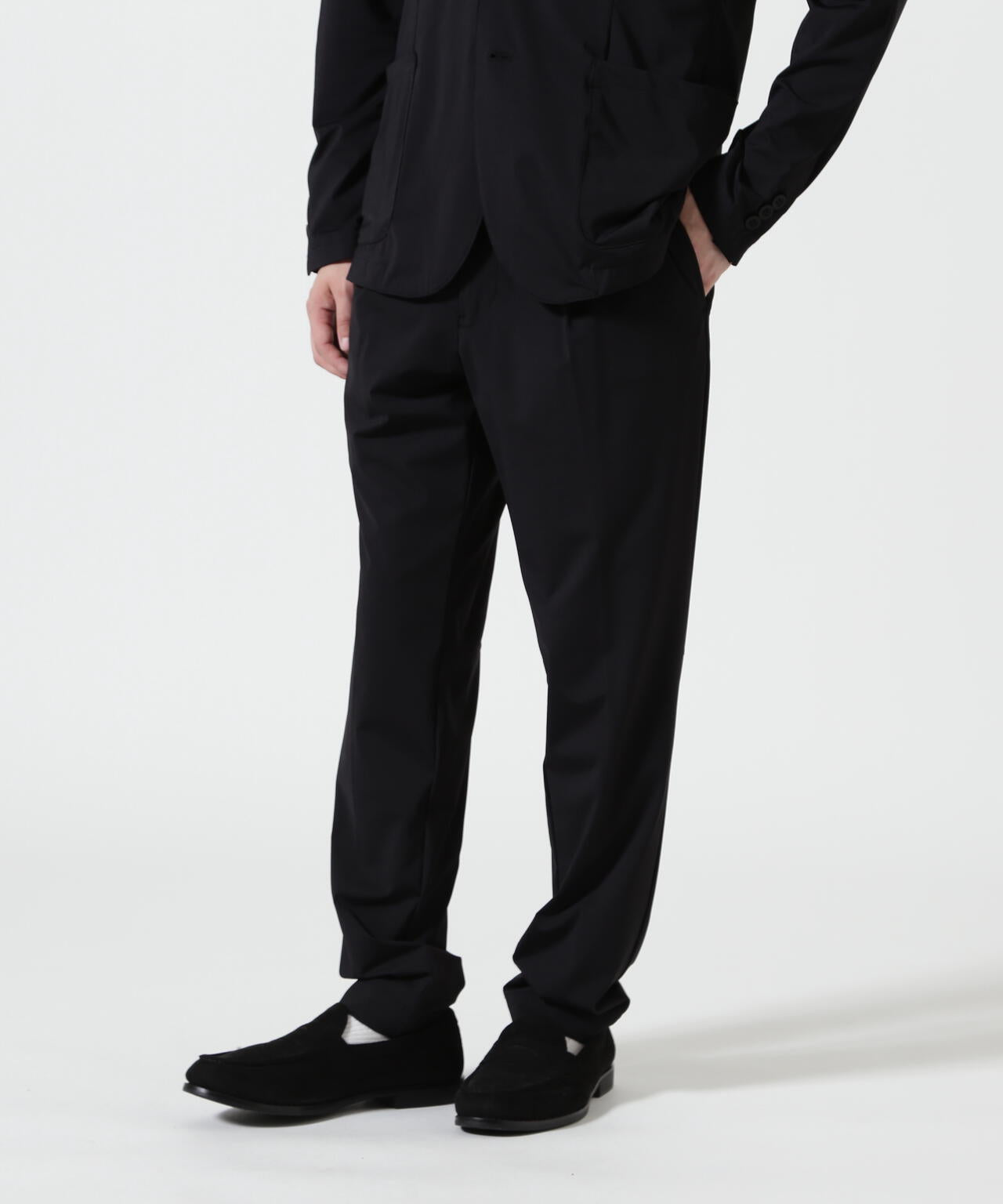 PIUORO(ピウオロ) NYLON TRICOT TUCK JOGGER PANTS
