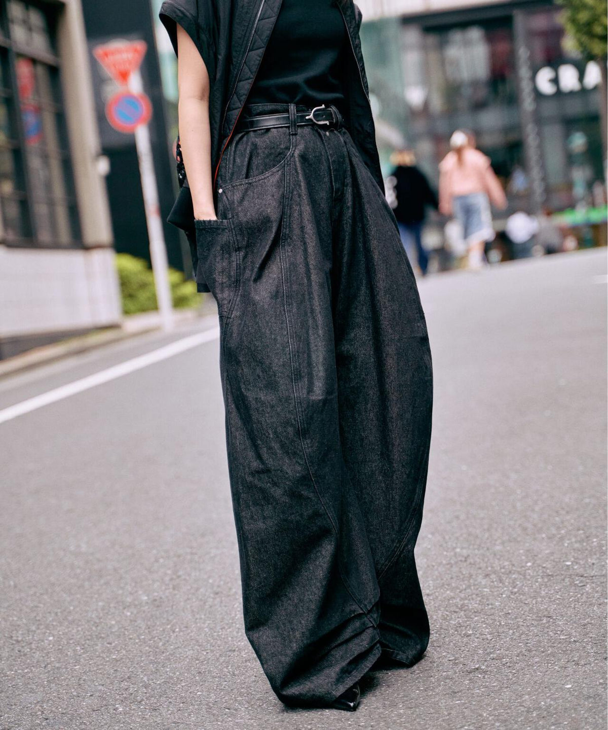 Knuth Marf(クヌースマーフ)tuck design denim pants