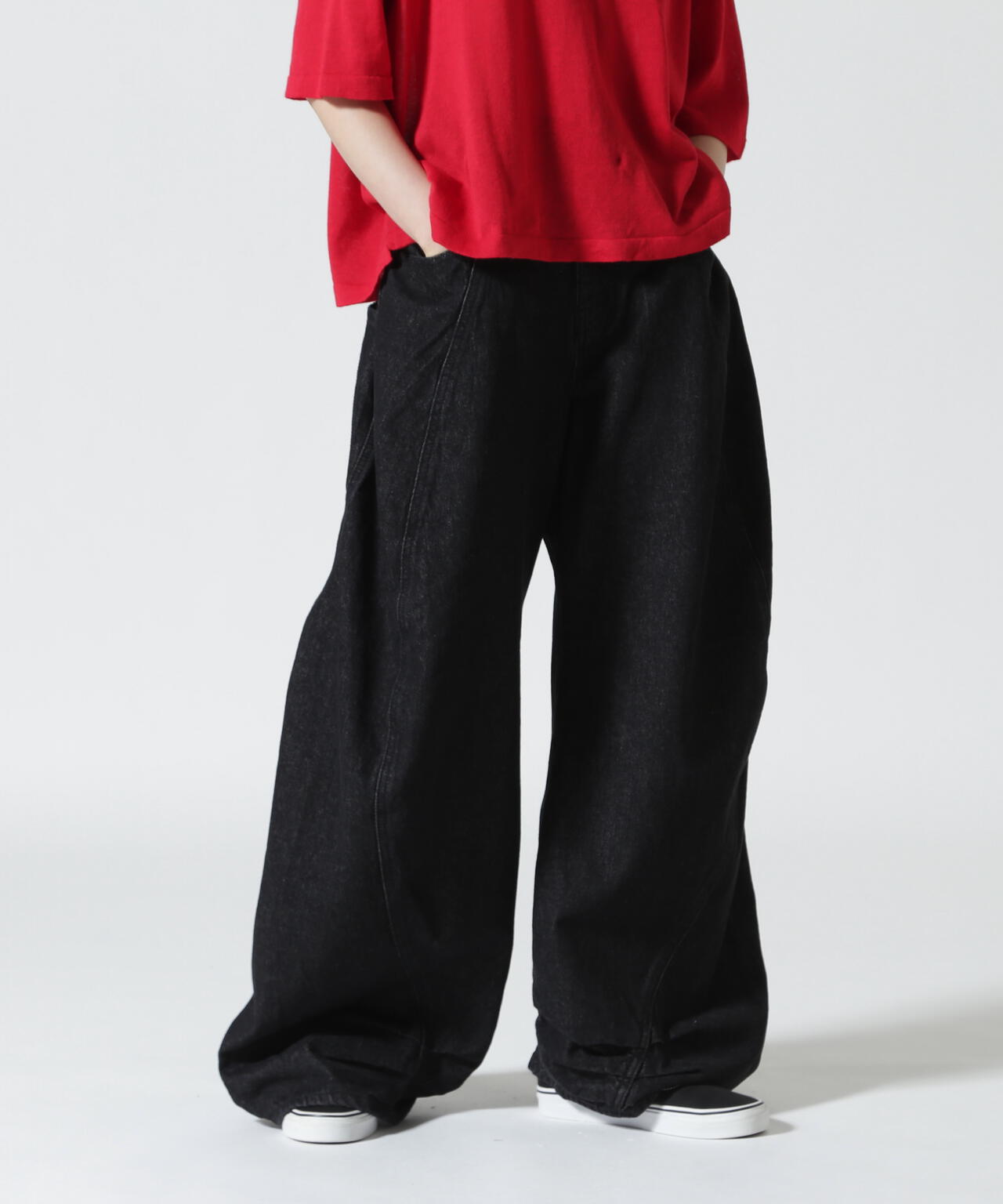 Knuth Marf(クヌースマーフ)tuck design denim pants