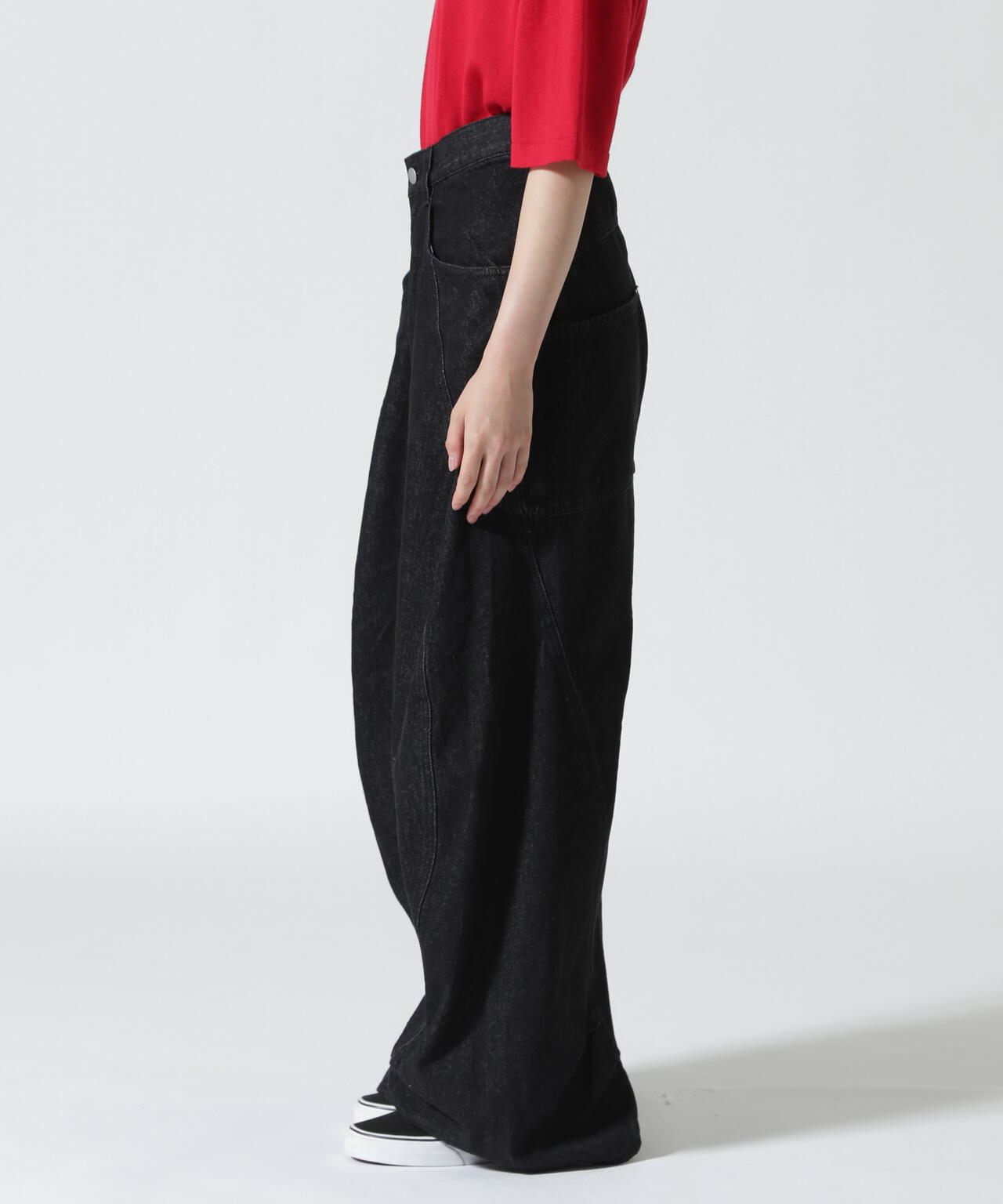 Knuth Marf(クヌースマーフ)tuck design denim pants