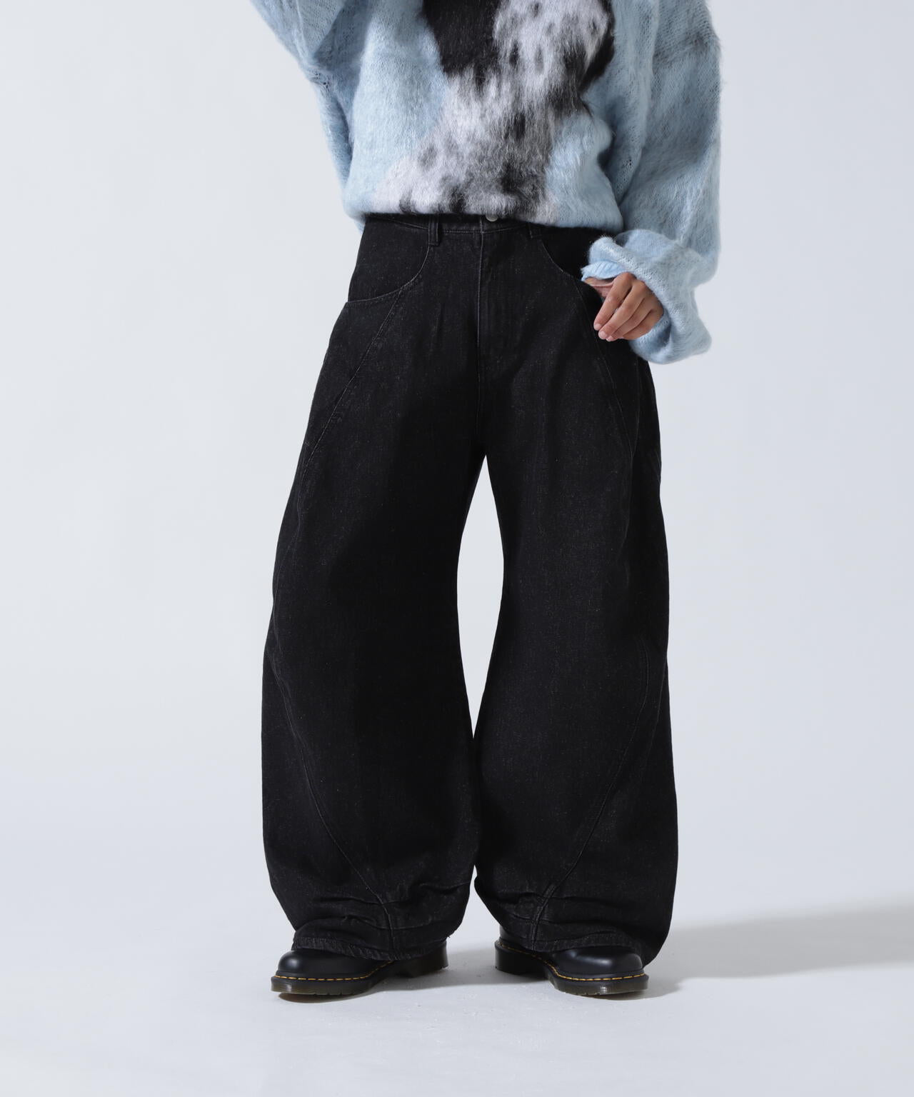 Knuth Marf(クヌースマーフ)tuck design denim pants