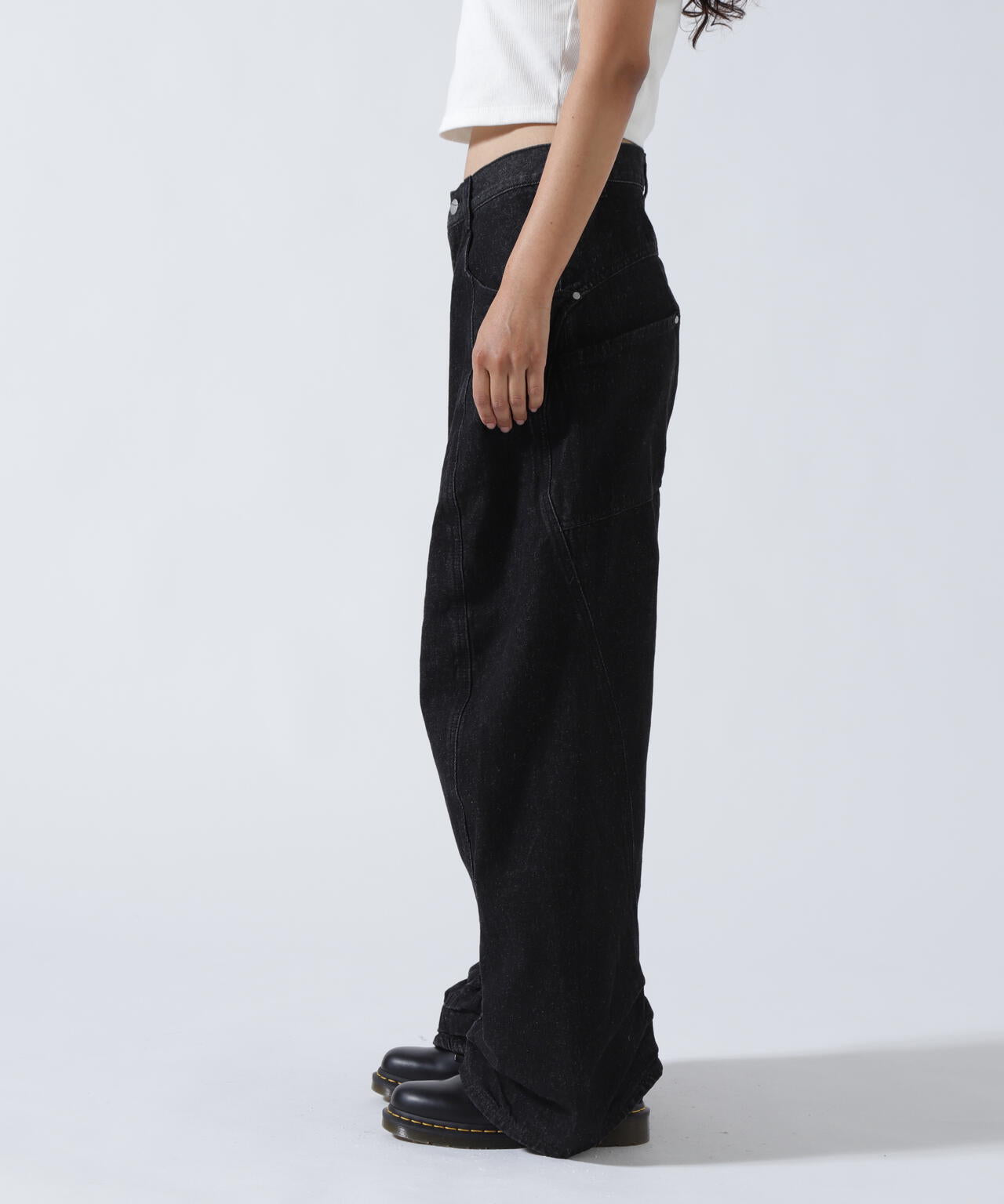 Knuth Marf(クヌースマーフ)tuck design denim pants