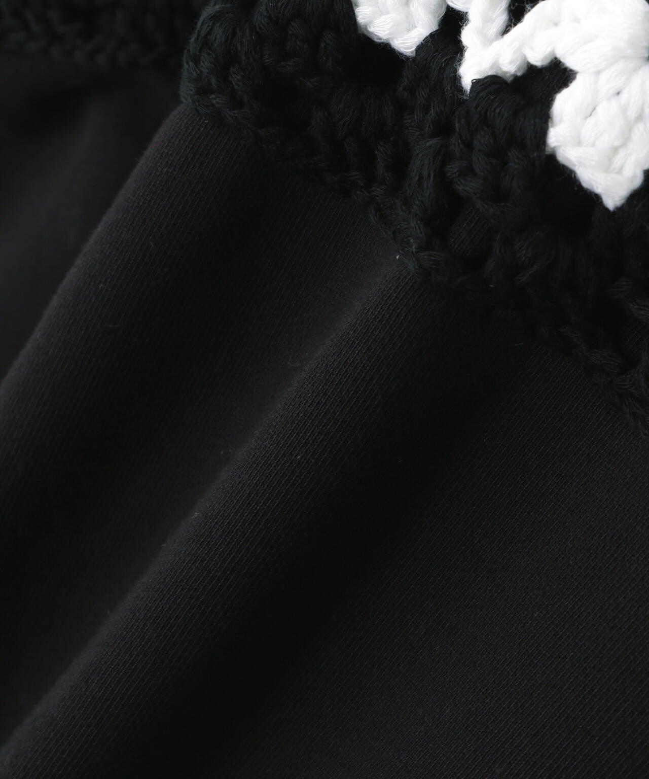 DISCOVERED(ディスカバード)別注CROCHET SLEEVE SWEAT(UNISEX)