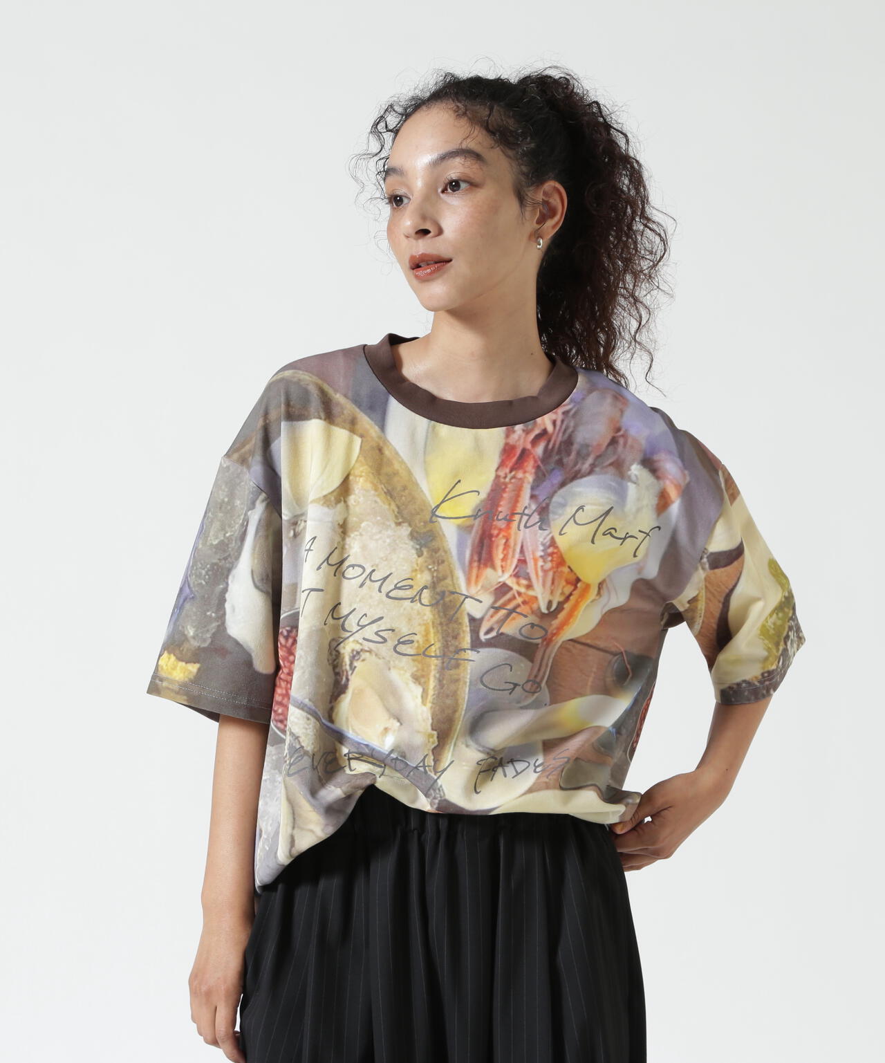 Knuth Marf(クヌースマーフ)oyster graphic tee(unisex)