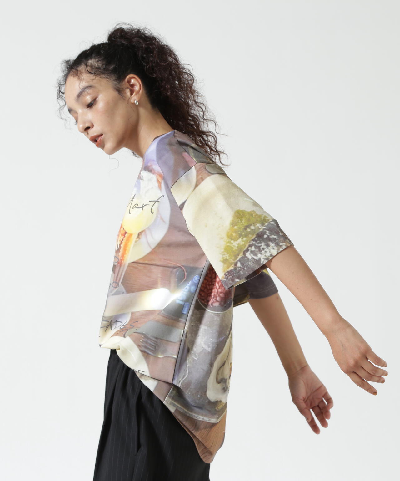 Knuth Marf(クヌースマーフ)oyster graphic tee(unisex)