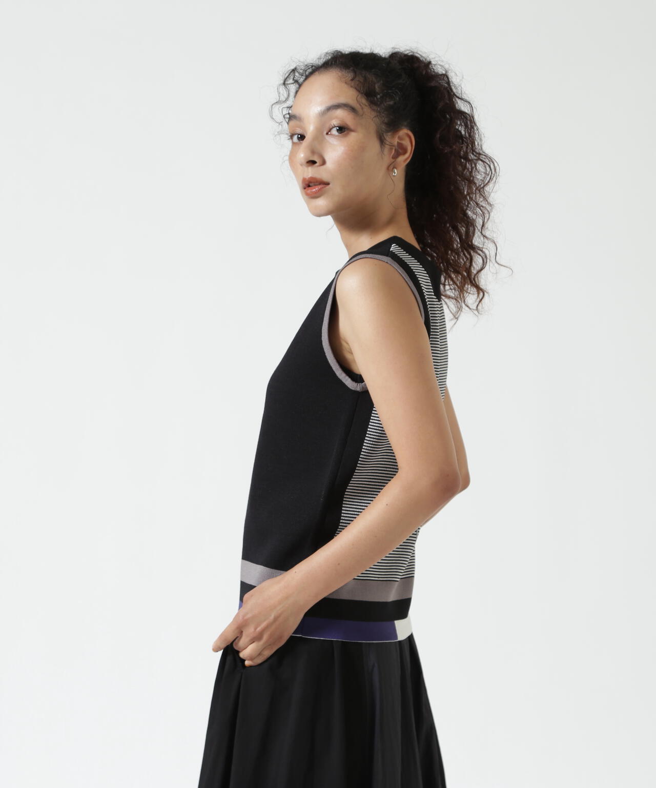 AULA AILA(アウラ アイラ)別注2WAY SLEEVELESS KNIT