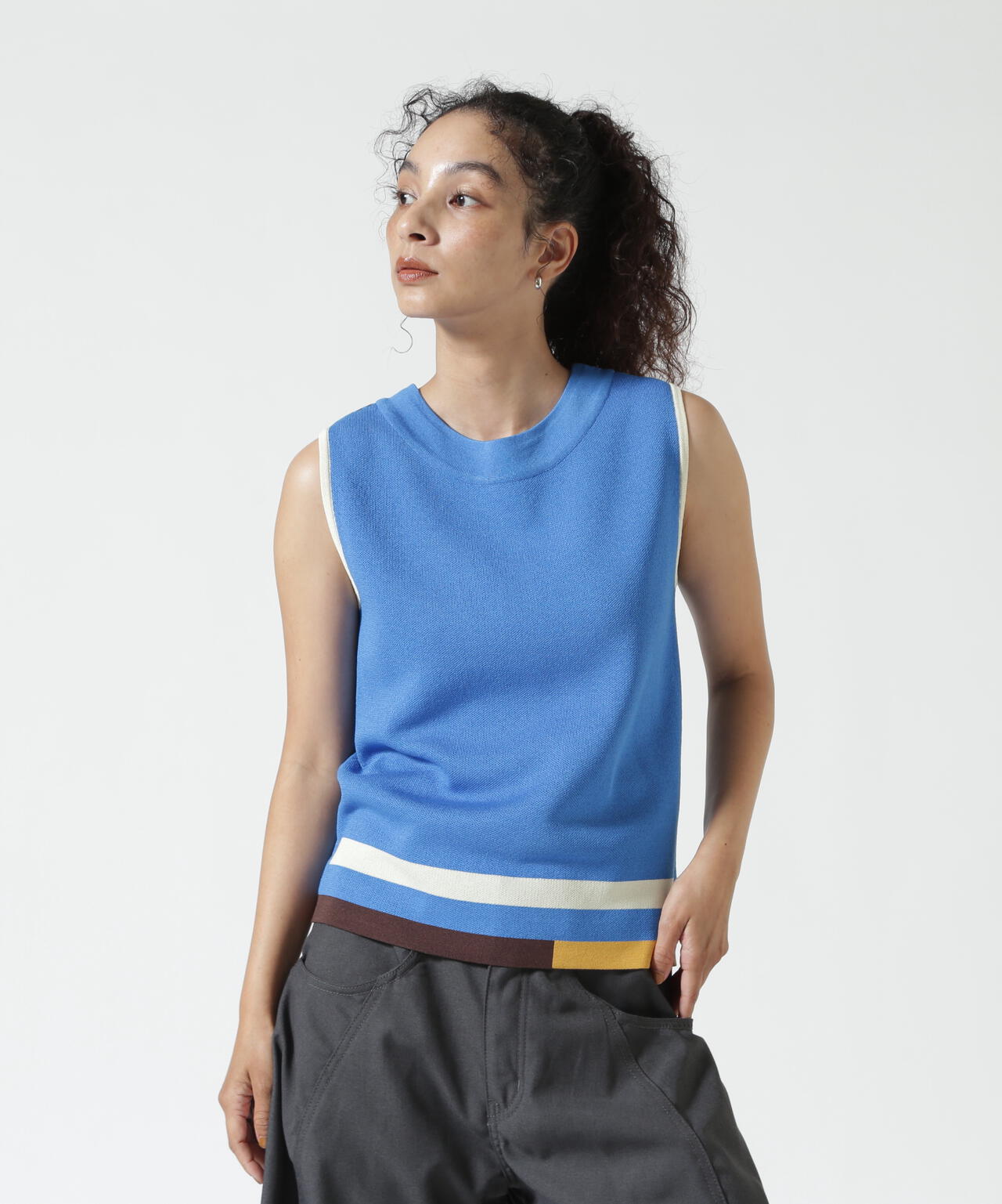 AULA AILA(アウラ アイラ)別注2WAY SLEEVELESS KNIT
