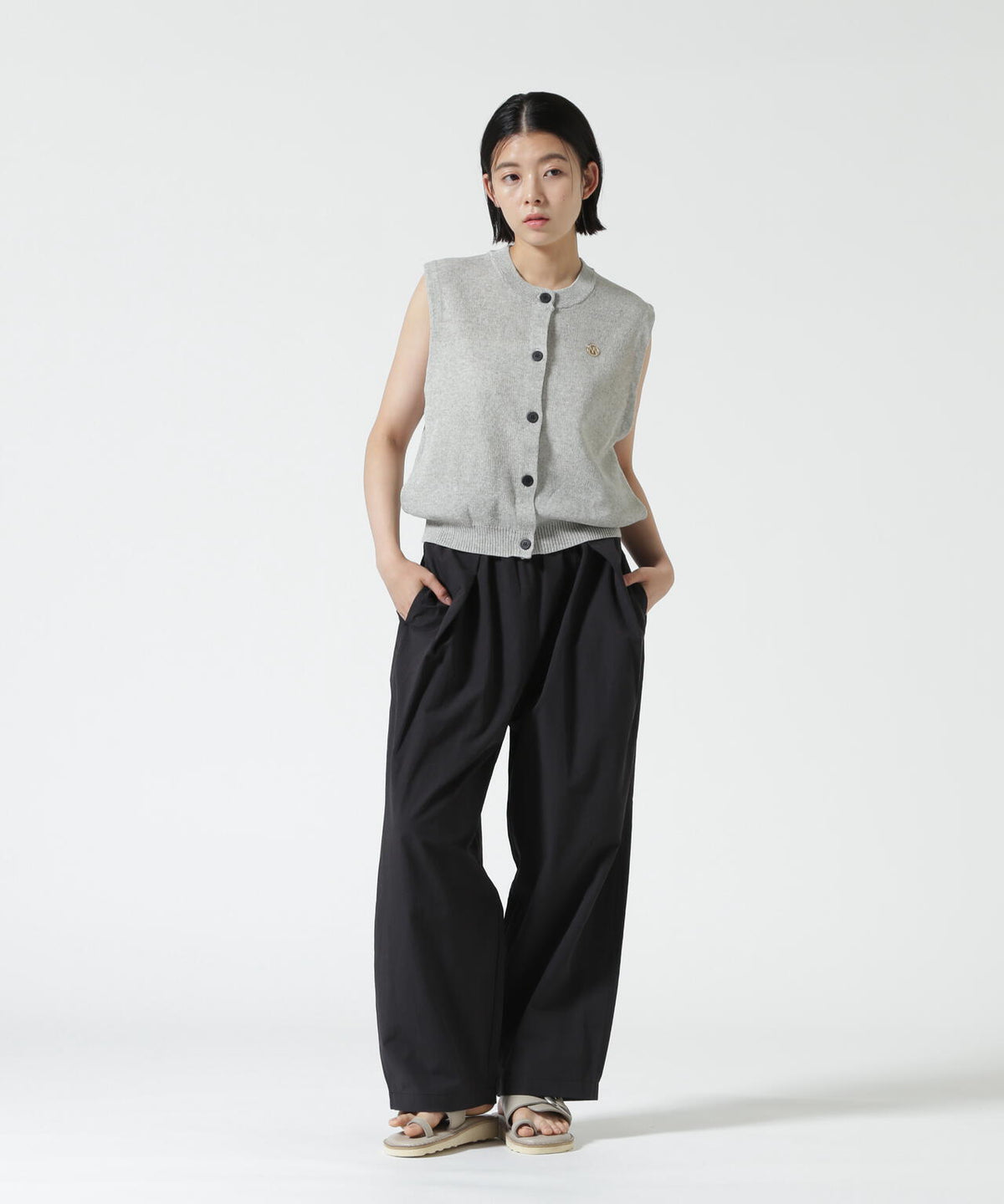 YENN(イエン)linen sheer vest