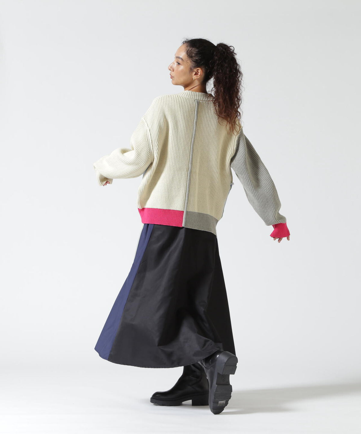 166cm B:81 W:63 着用サイズ:F