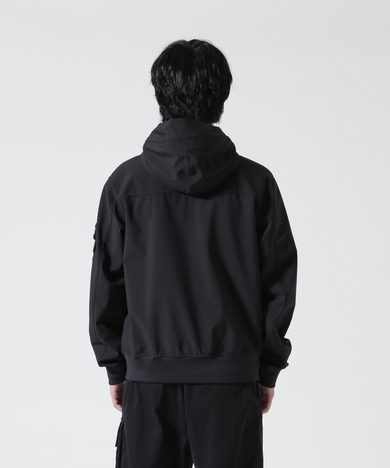 STONE ISLAND(ストーンアイランド) LIGHT SOFT SHELL-R E.DYE TECNOLOGY IN RECYCLED