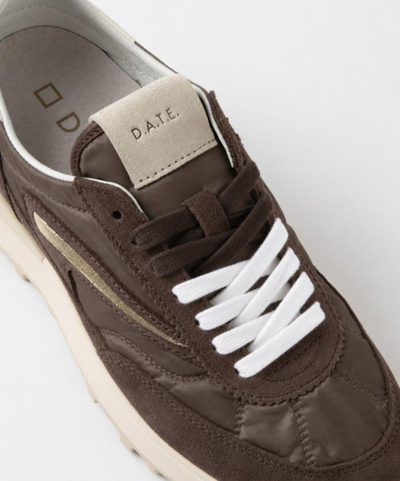 D.A.T.E.(デイト)Athleta/NYLON JP BROWN