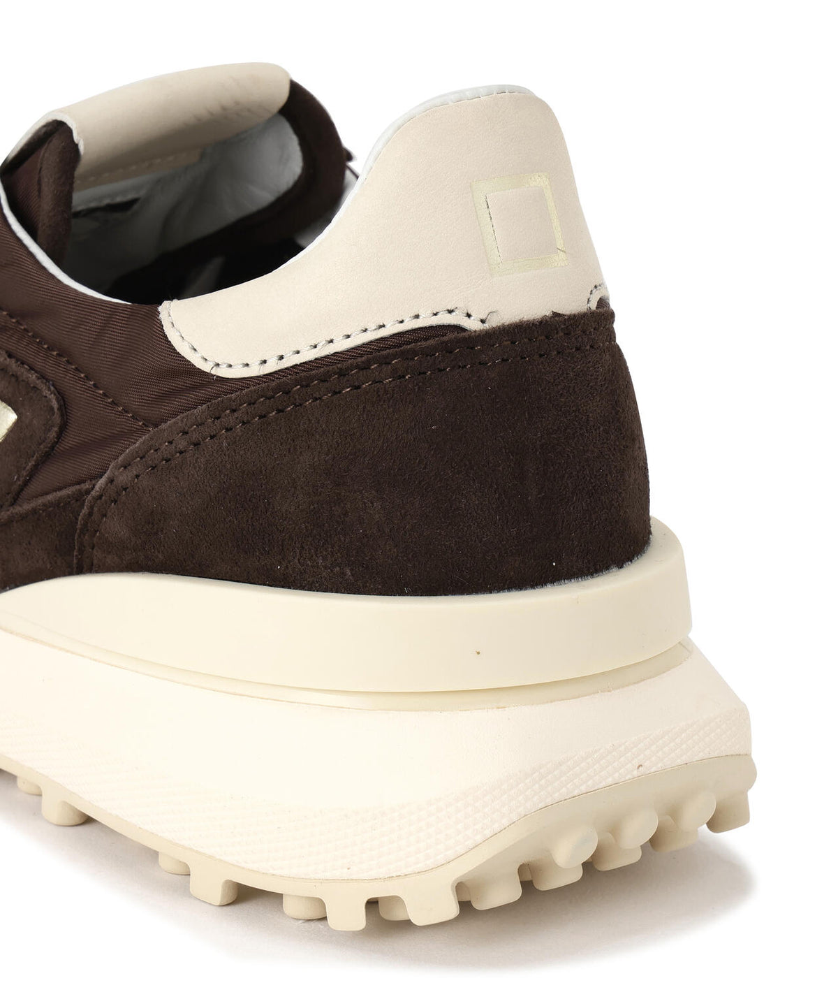 D.A.T.E.(デイト)Athleta/NYLON JP BROWN