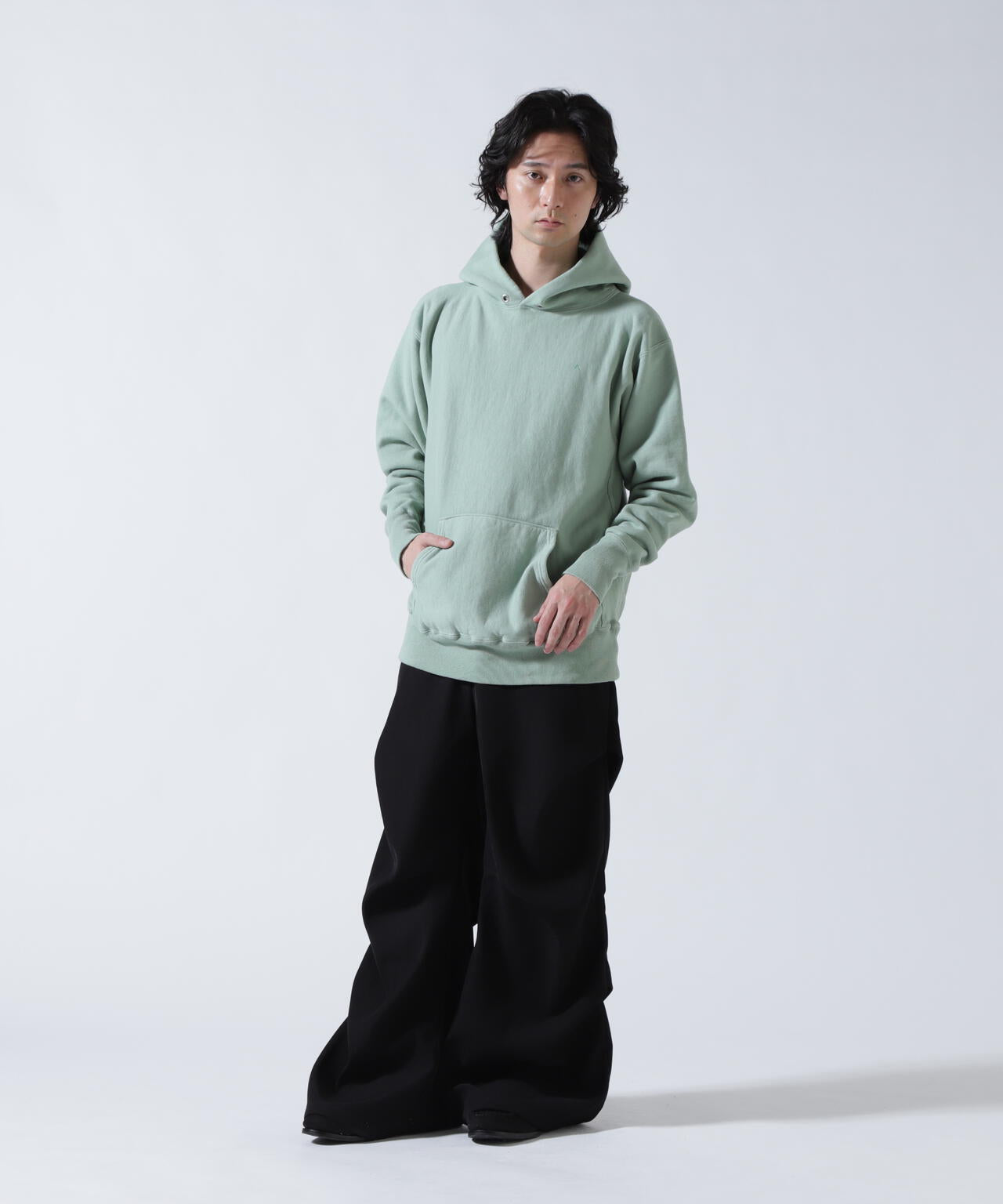 ATON(エイトン)NATURAL DYED URAKE | HOODIE
