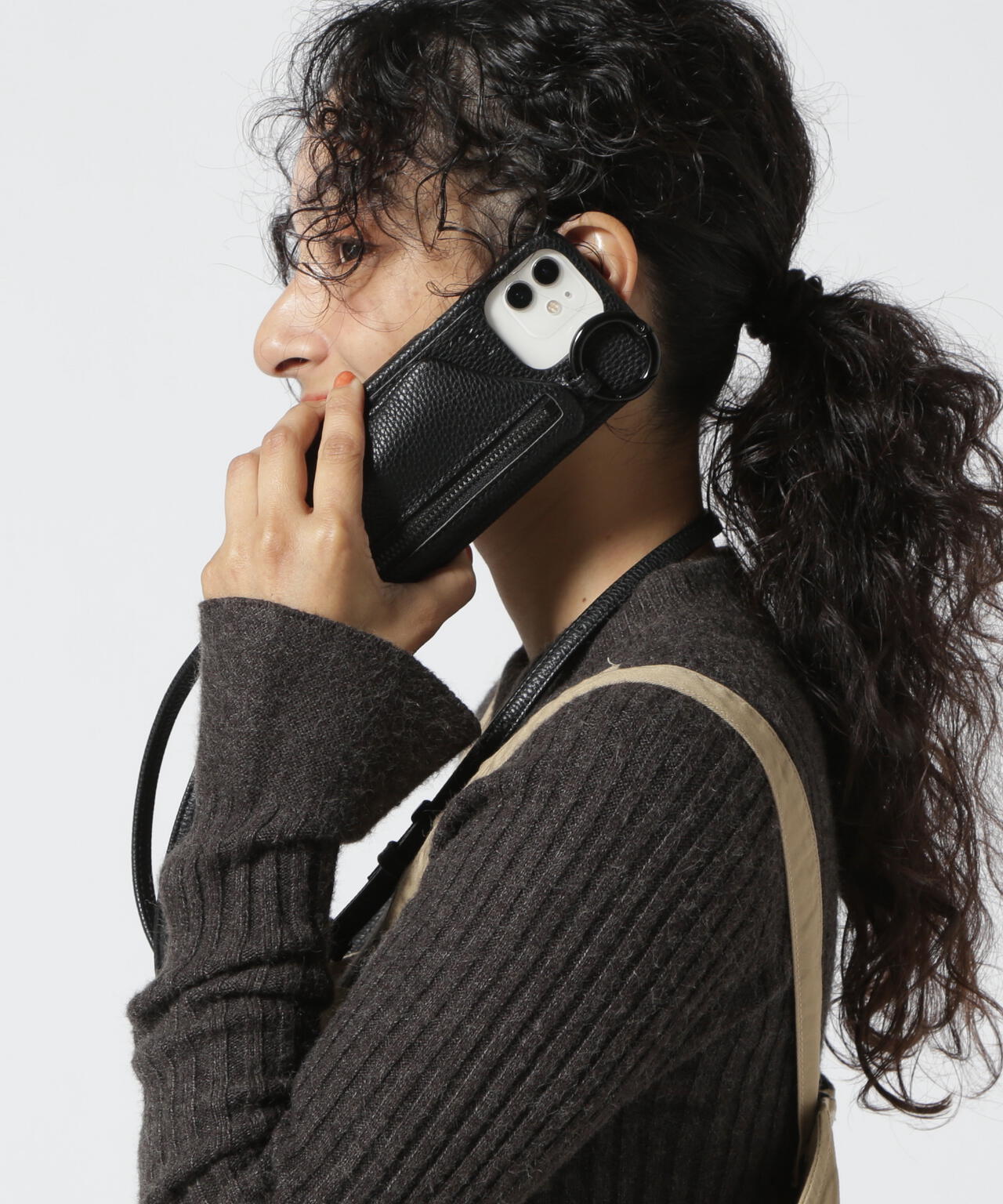 ajew/エジュー/別注【ひも付き】iPhone14・14Pro・15・15Pro
