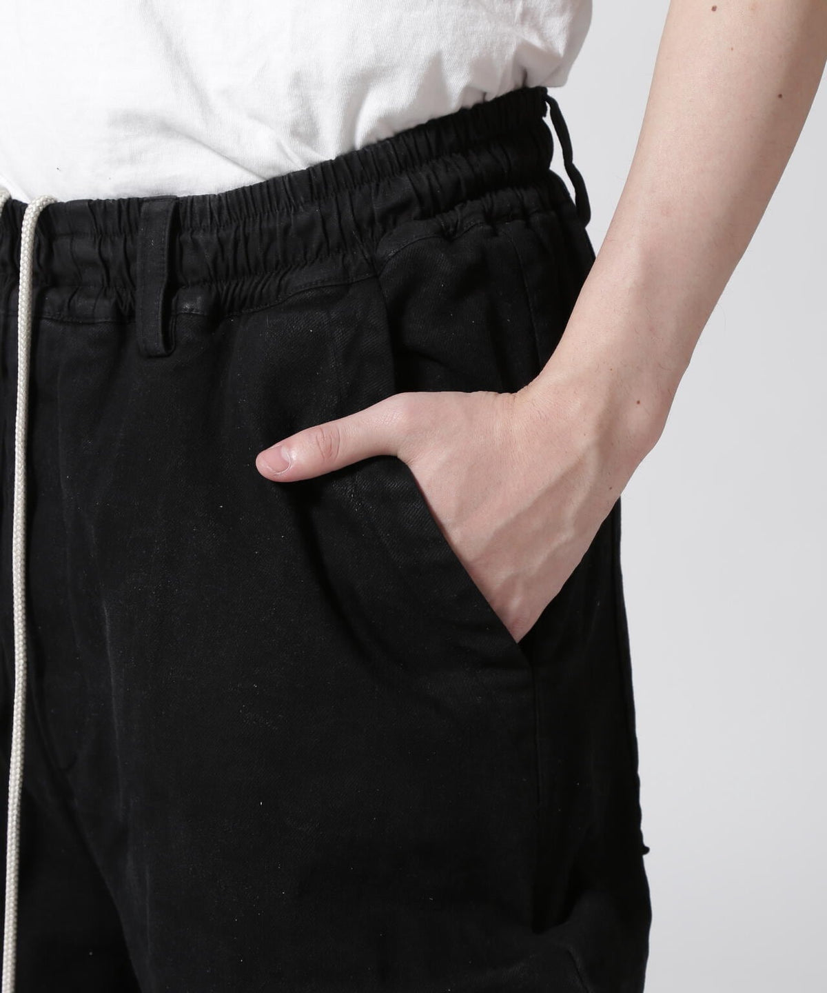 A.F ARTEFACT/Damage Denim Tuck Wide Pants